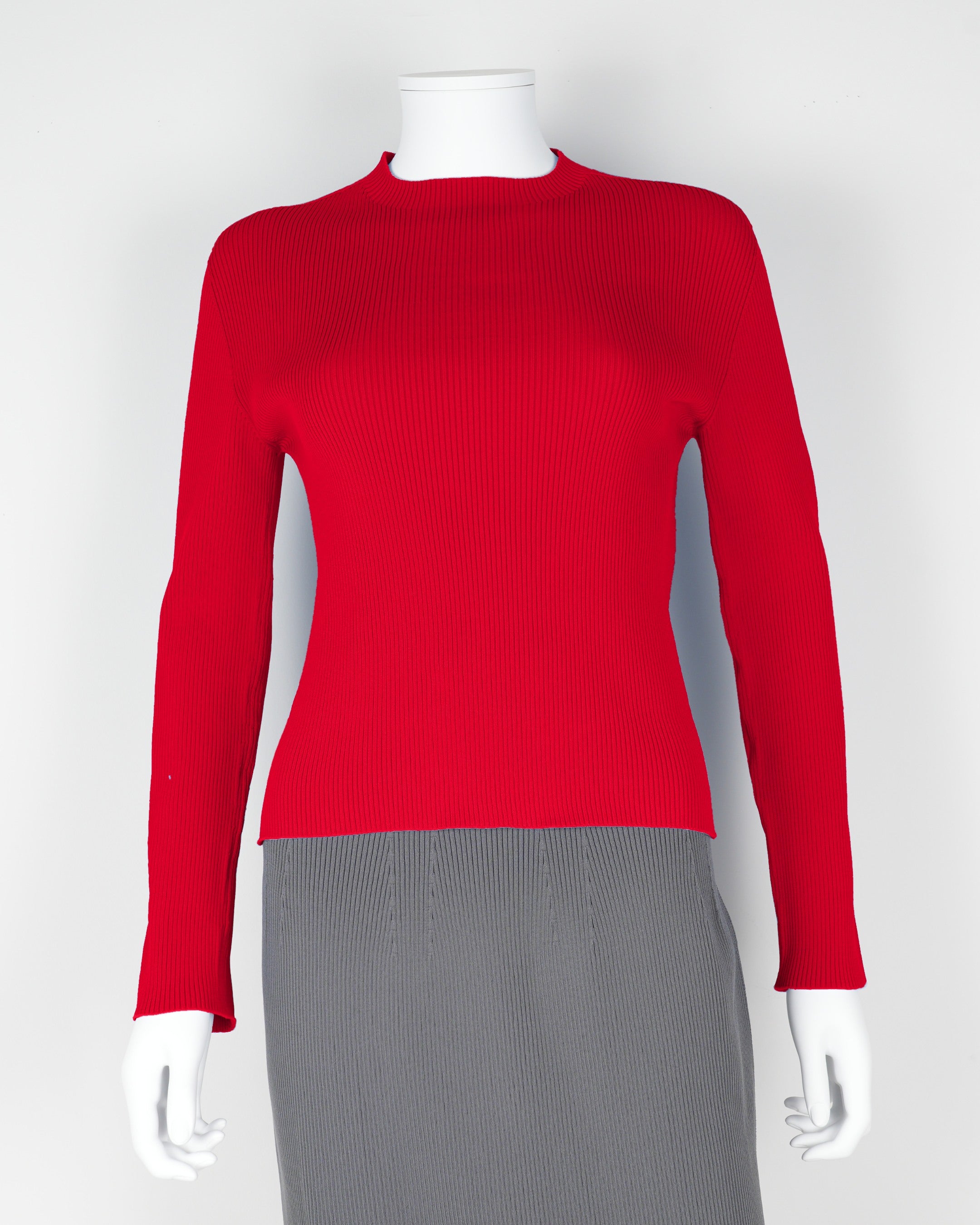 Long-sleeved pullover