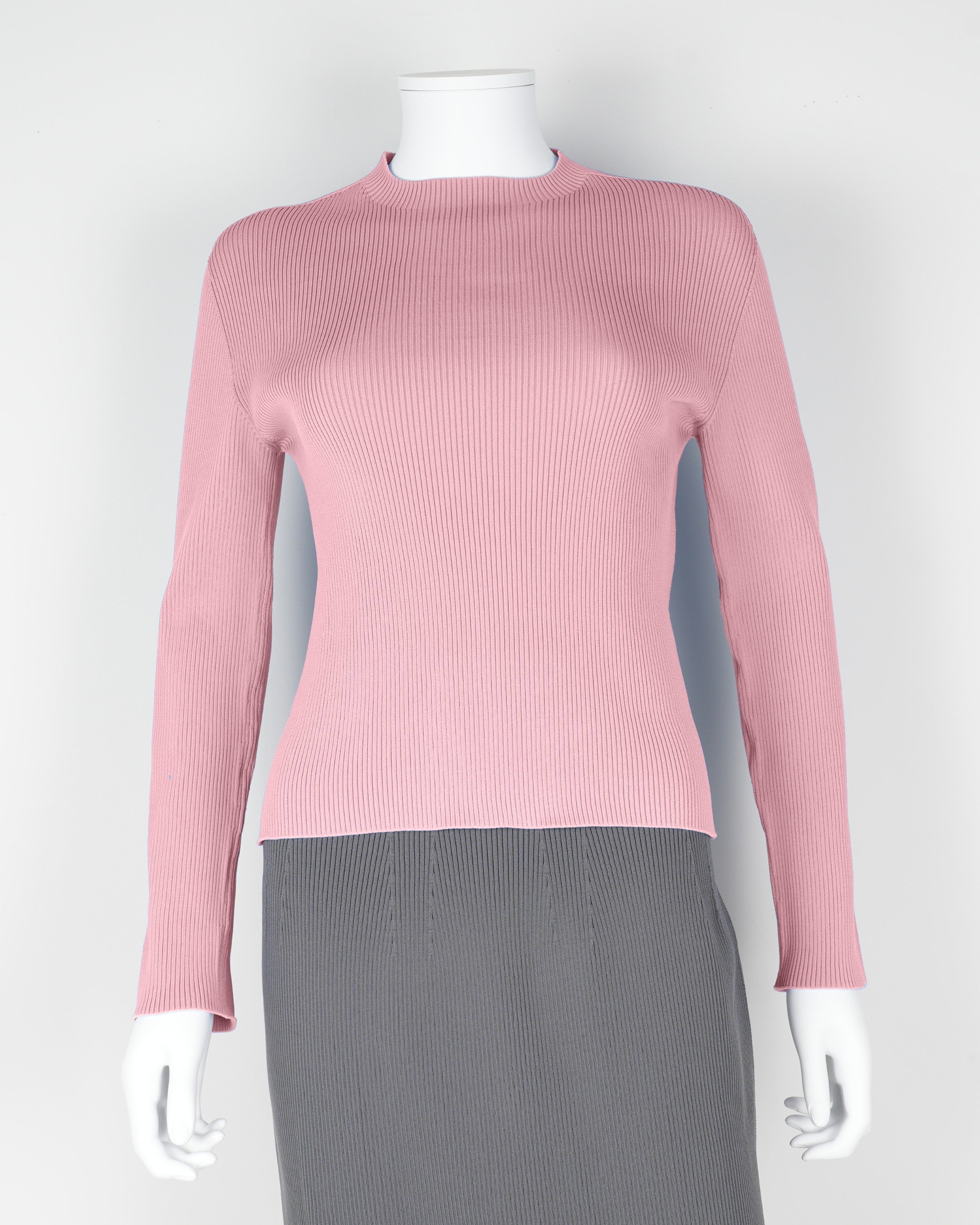 Long-sleeved pullover