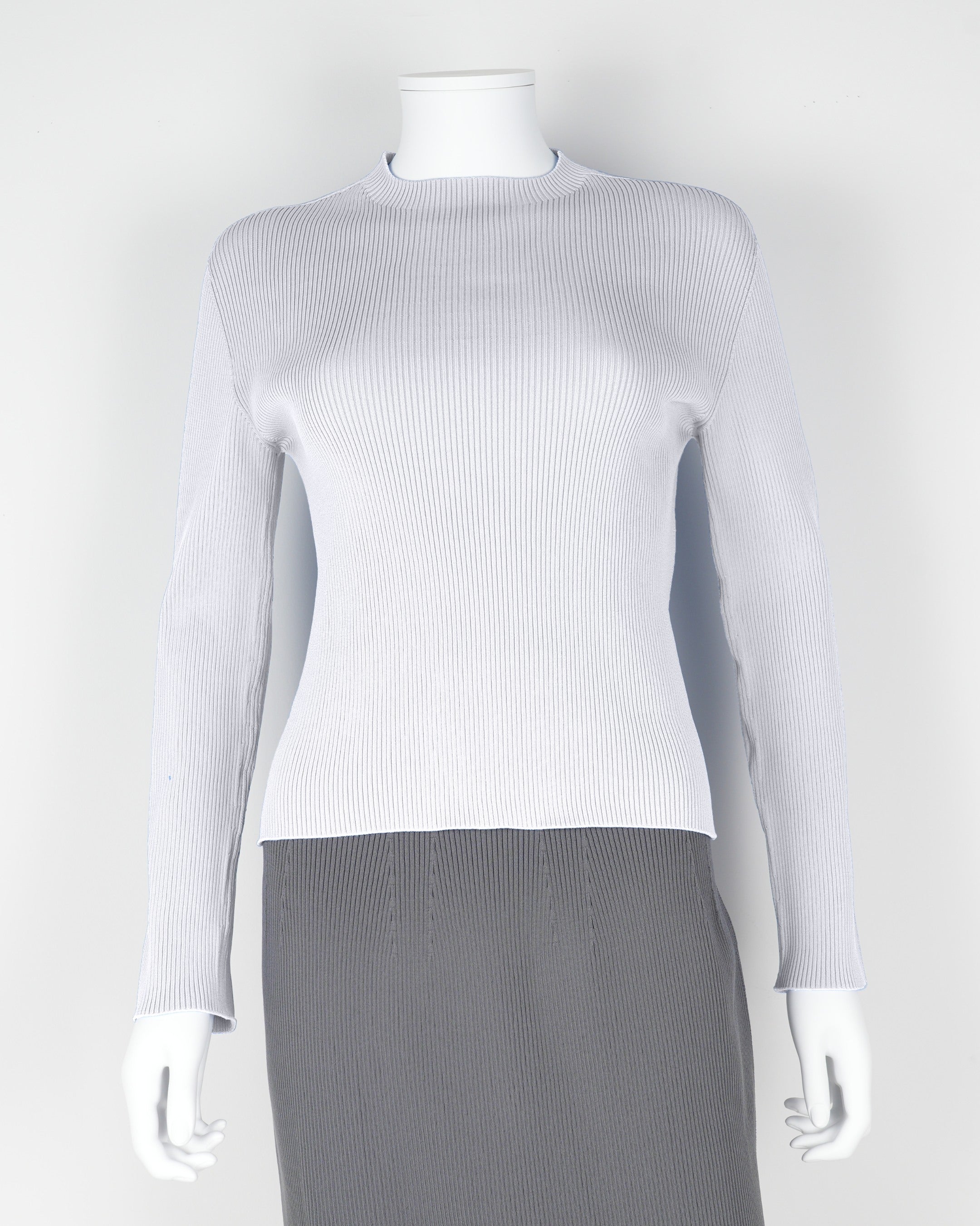 Long-sleeved pullover