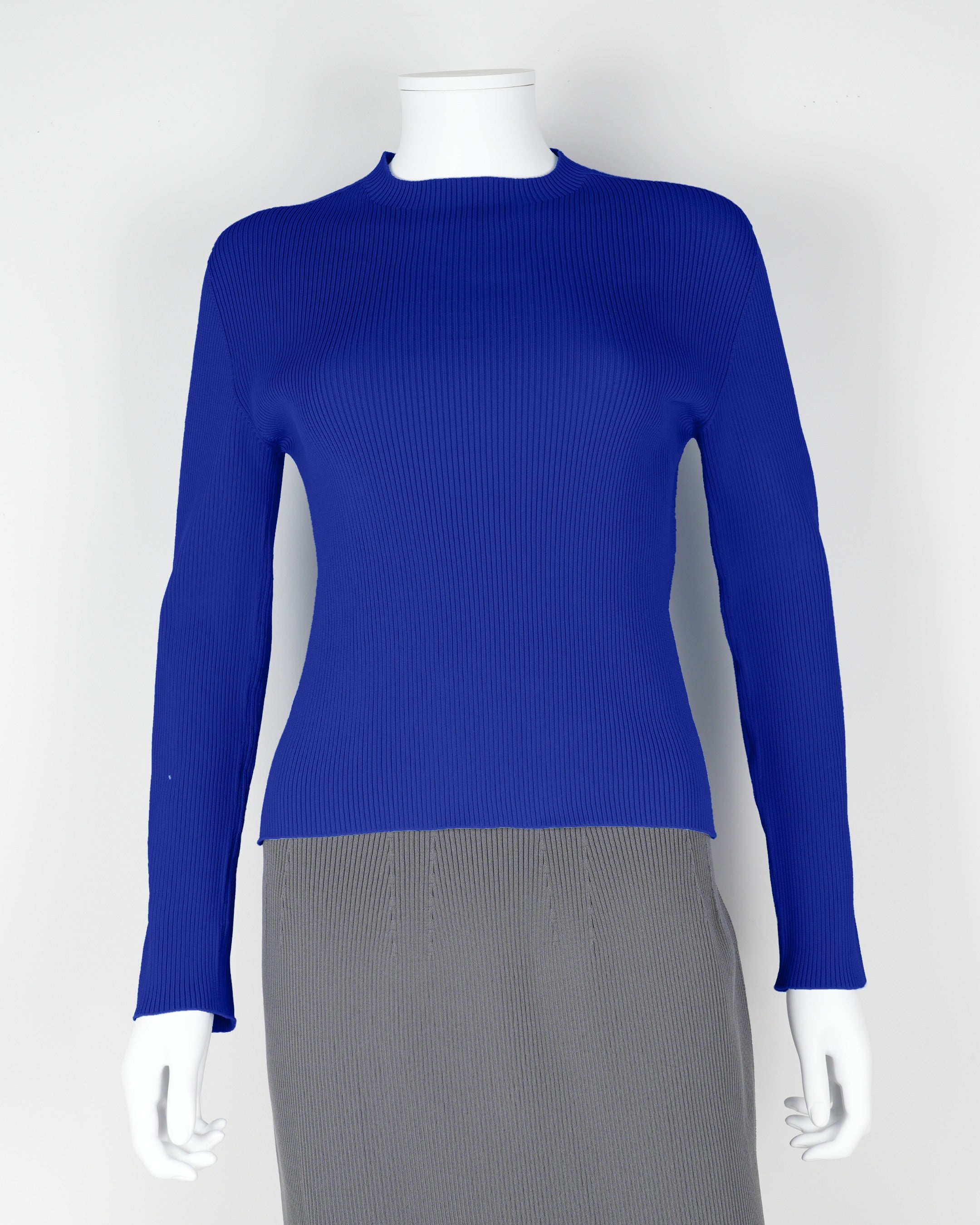 Long-sleeved pullover
