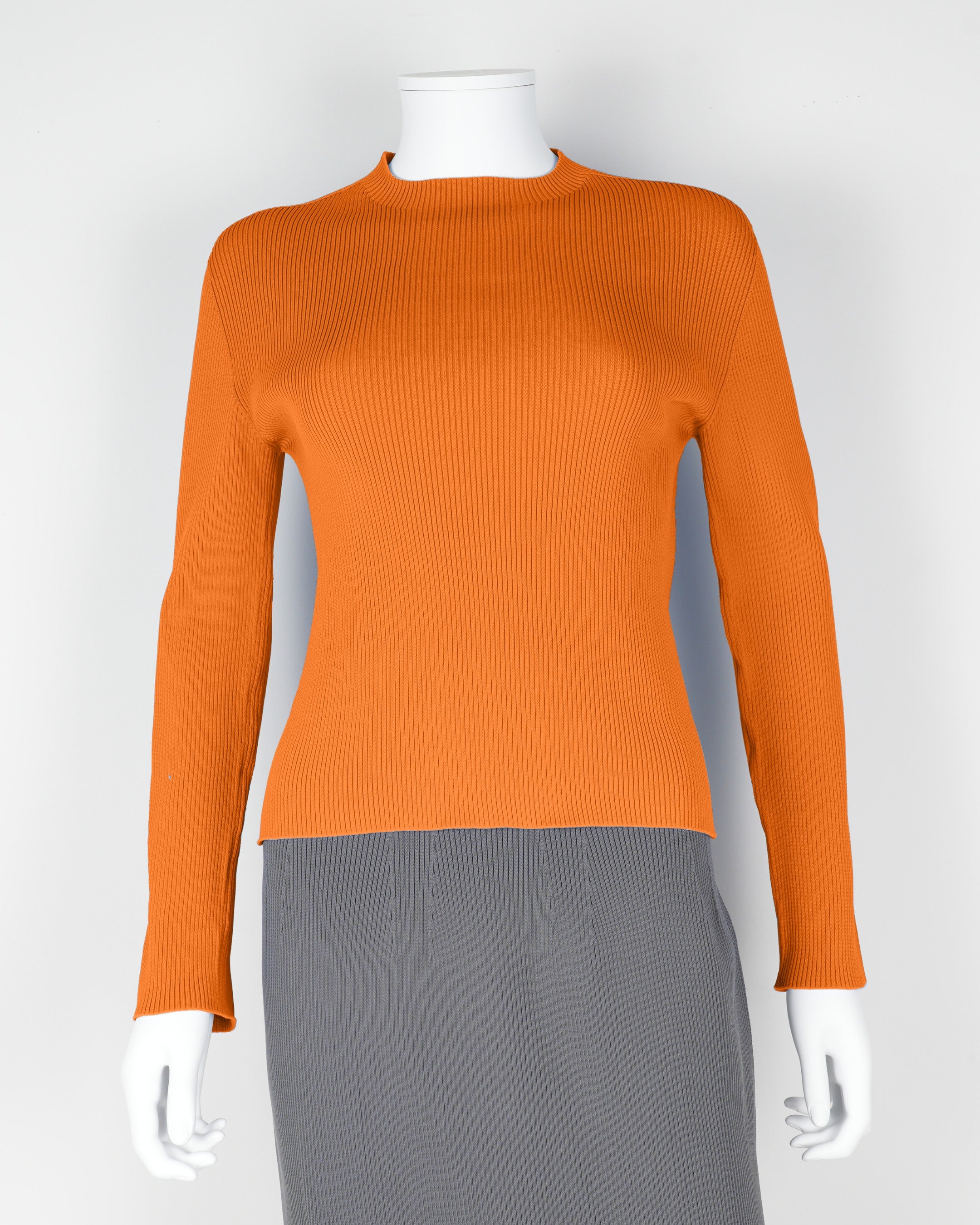 Long-sleeved pullover