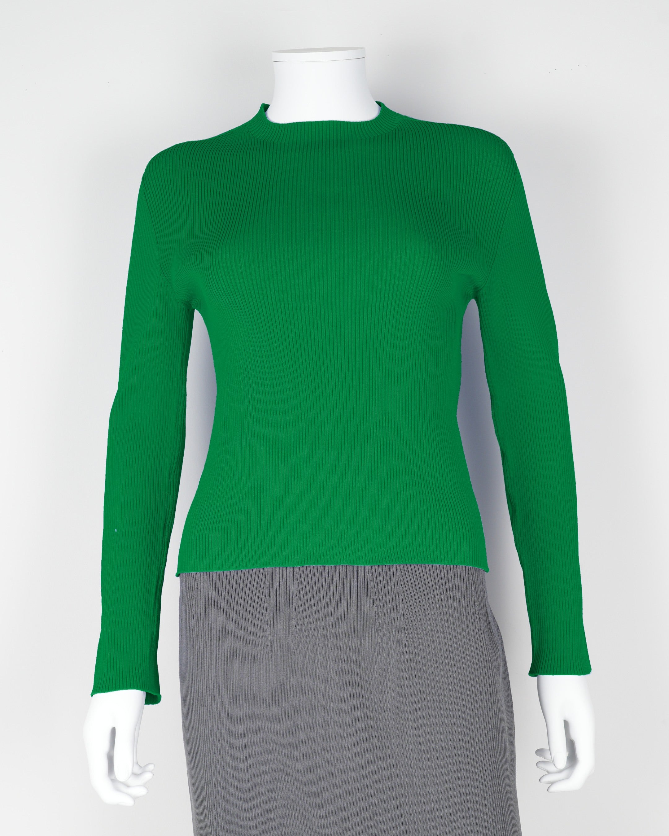 Long-sleeved pullover