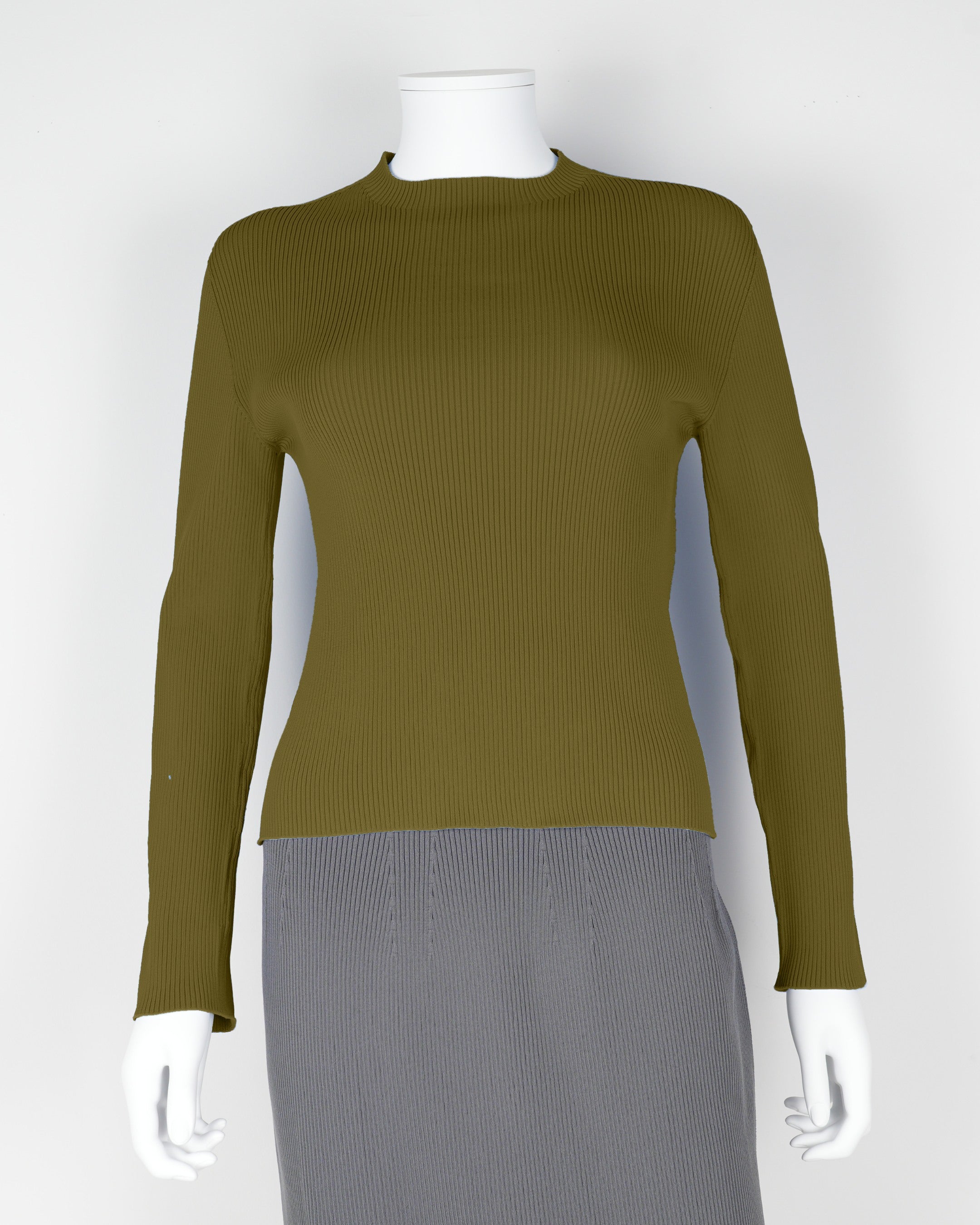 Long-sleeved pullover