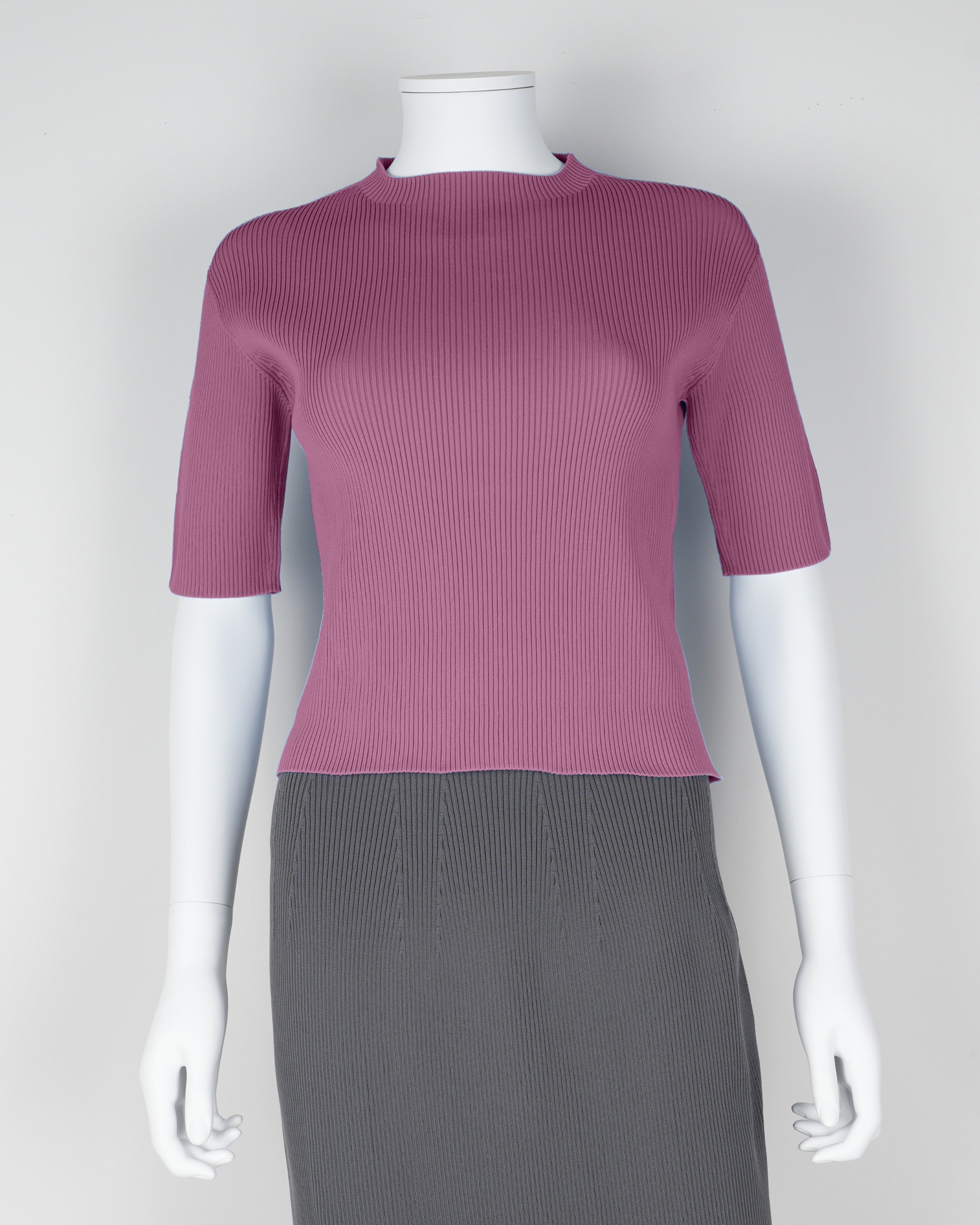 Short-sleeved pullover