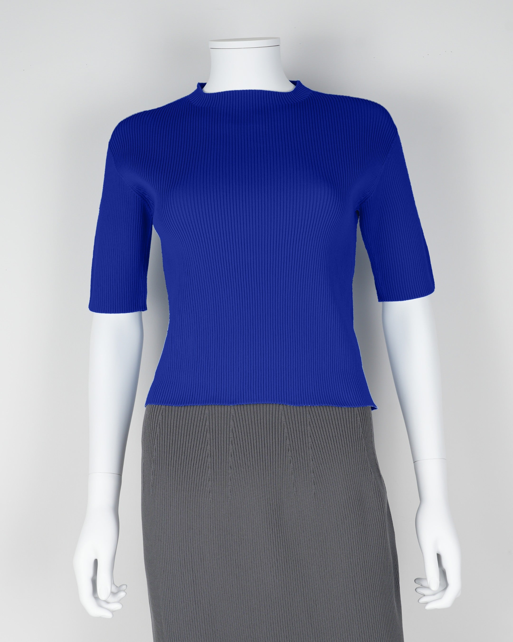 Short-sleeved pullover