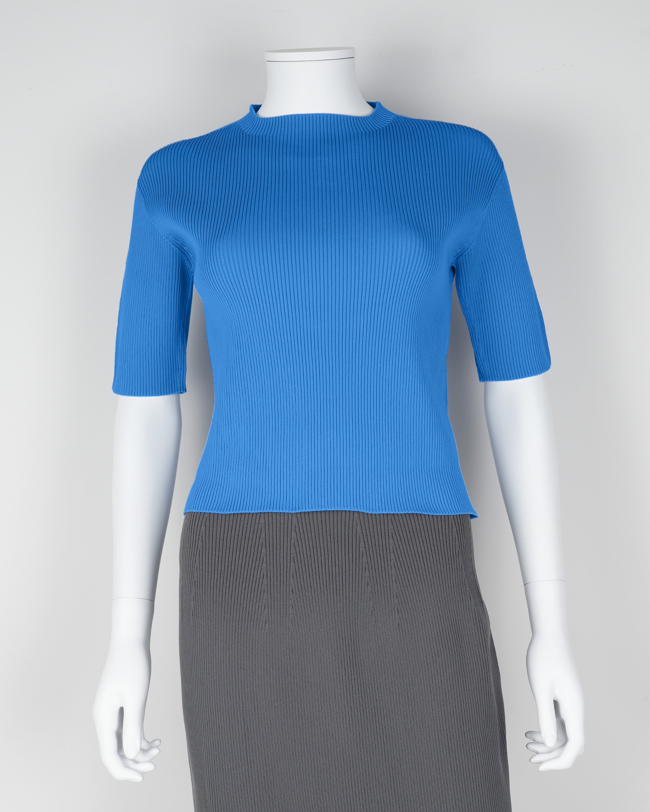 Short-sleeved pullover