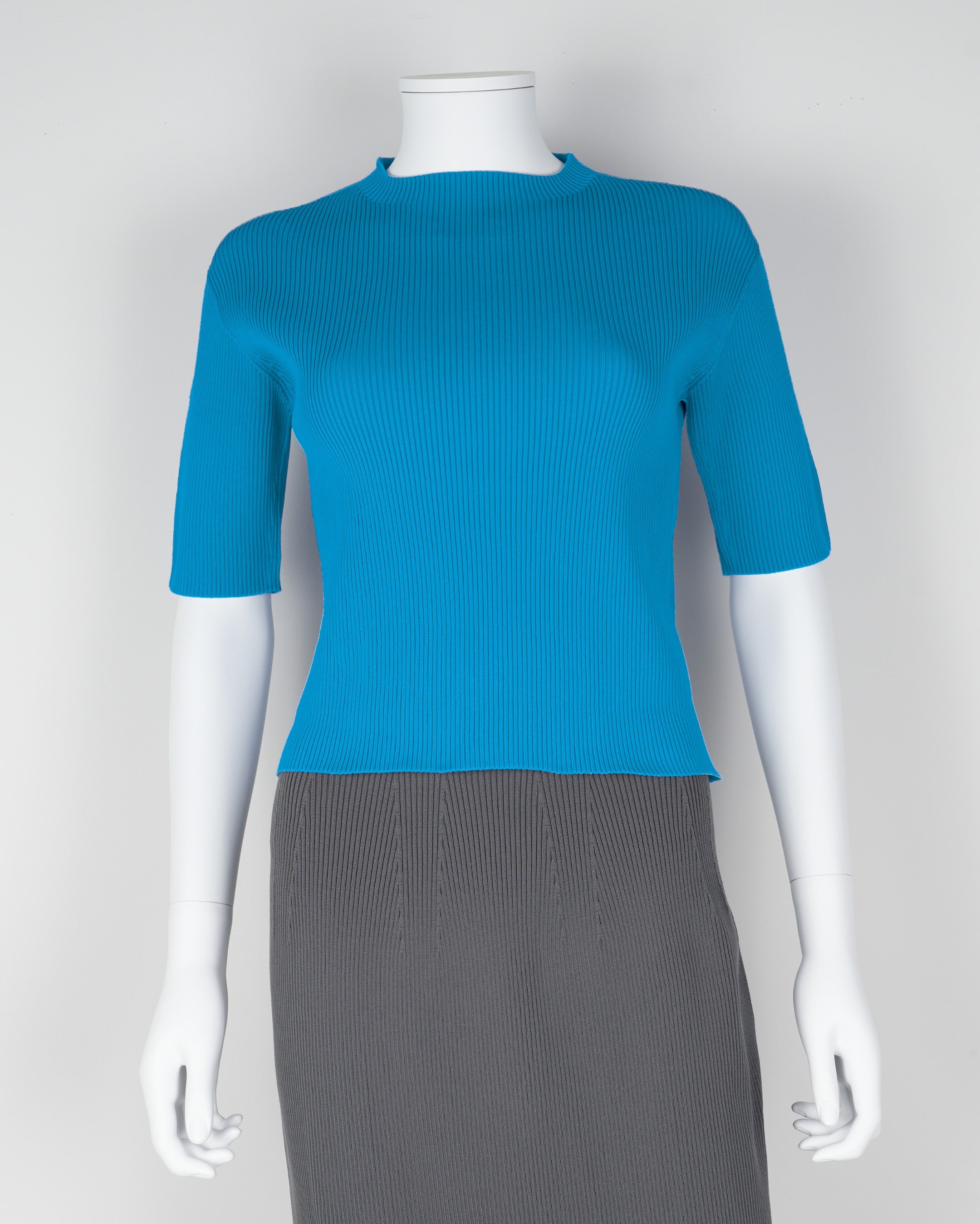 Short-sleeved pullover