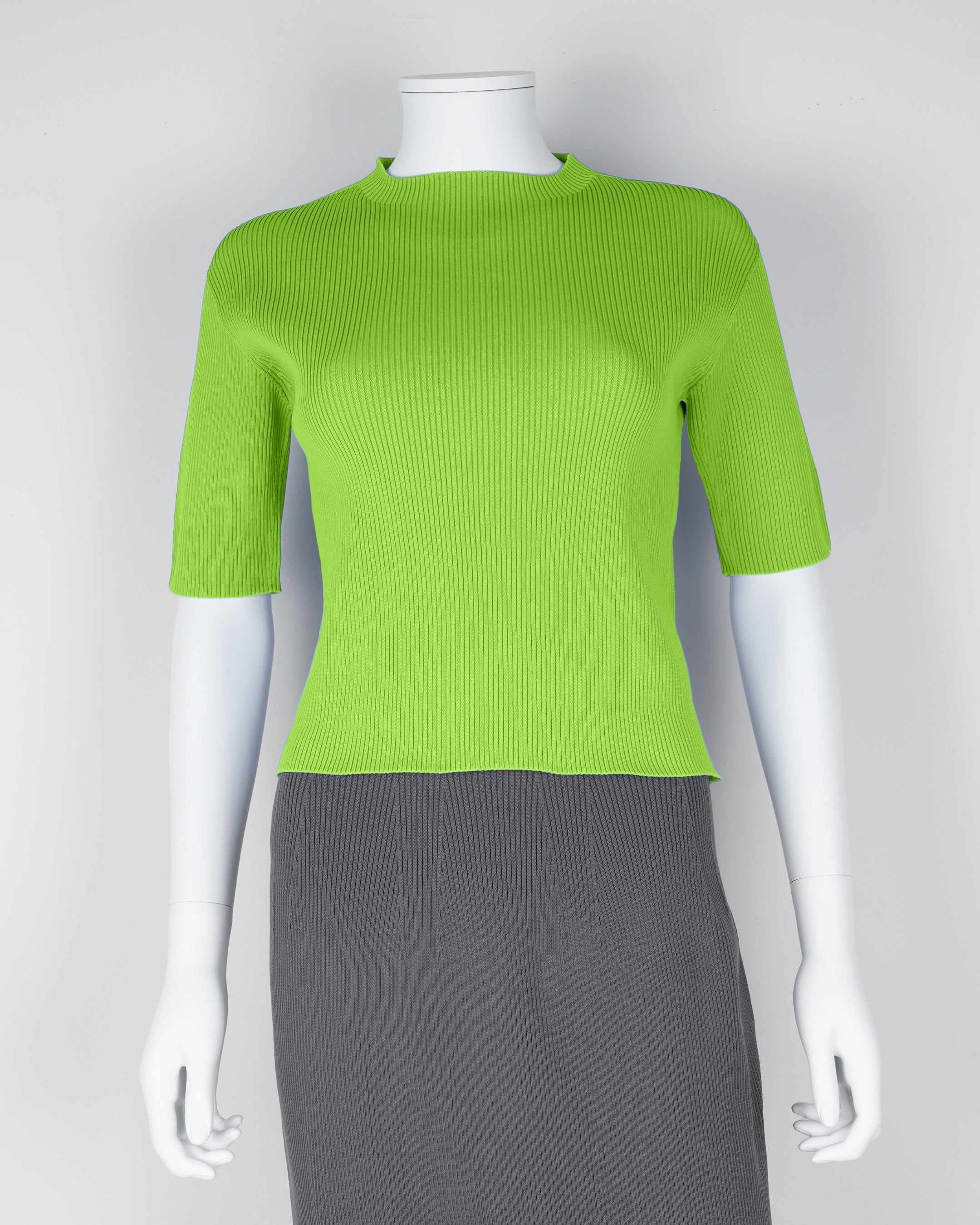 Short-sleeved pullover