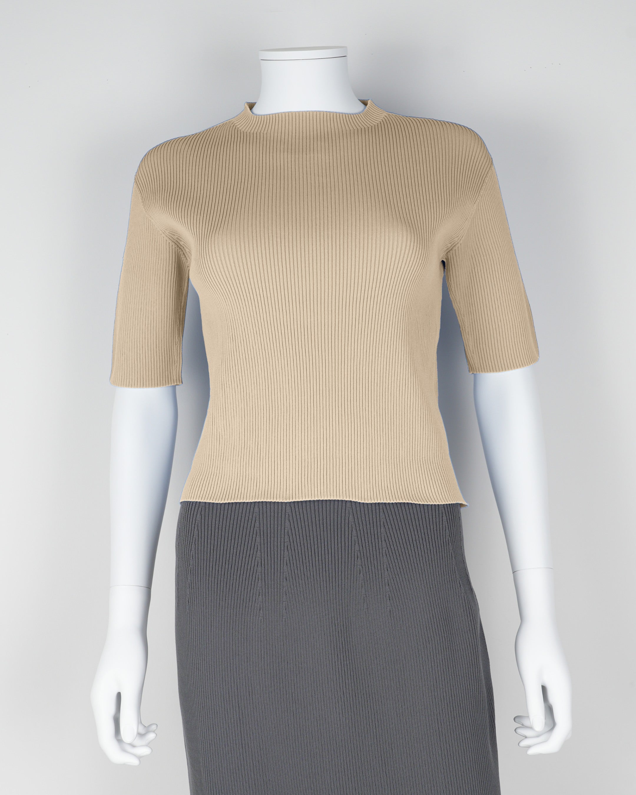 Short-sleeved pullover