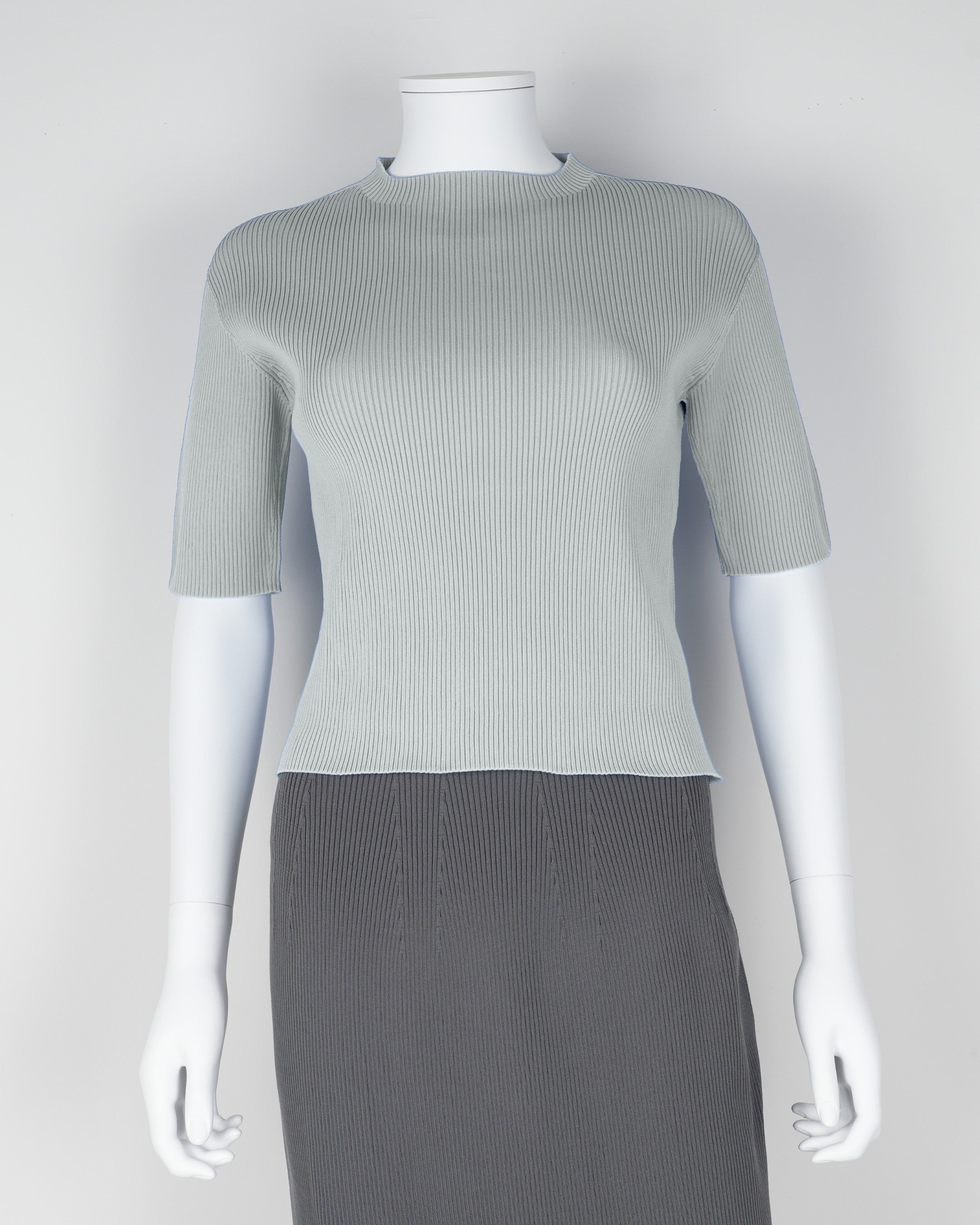 Short-sleeved pullover