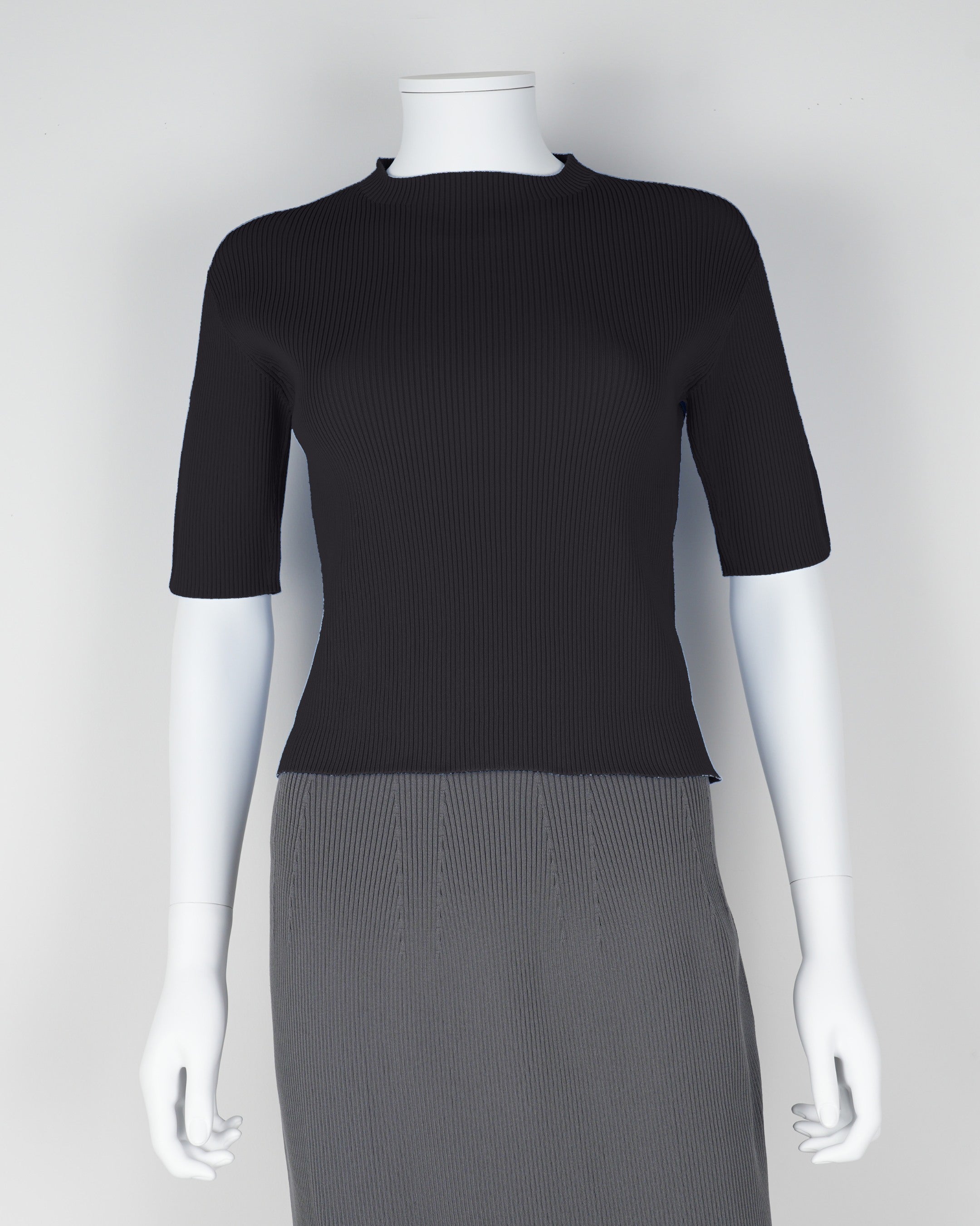 Short-sleeved pullover