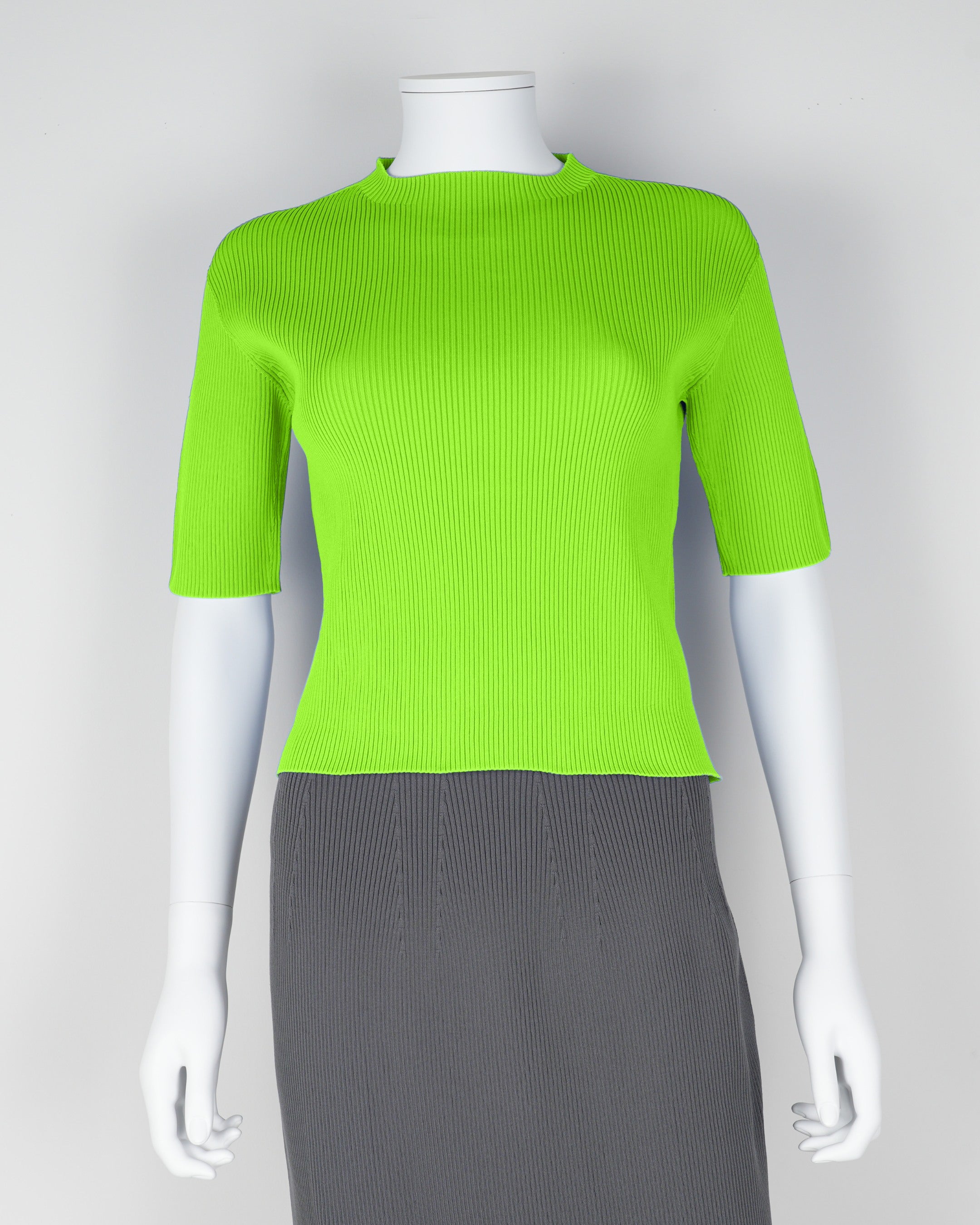 Short-sleeved pullover
