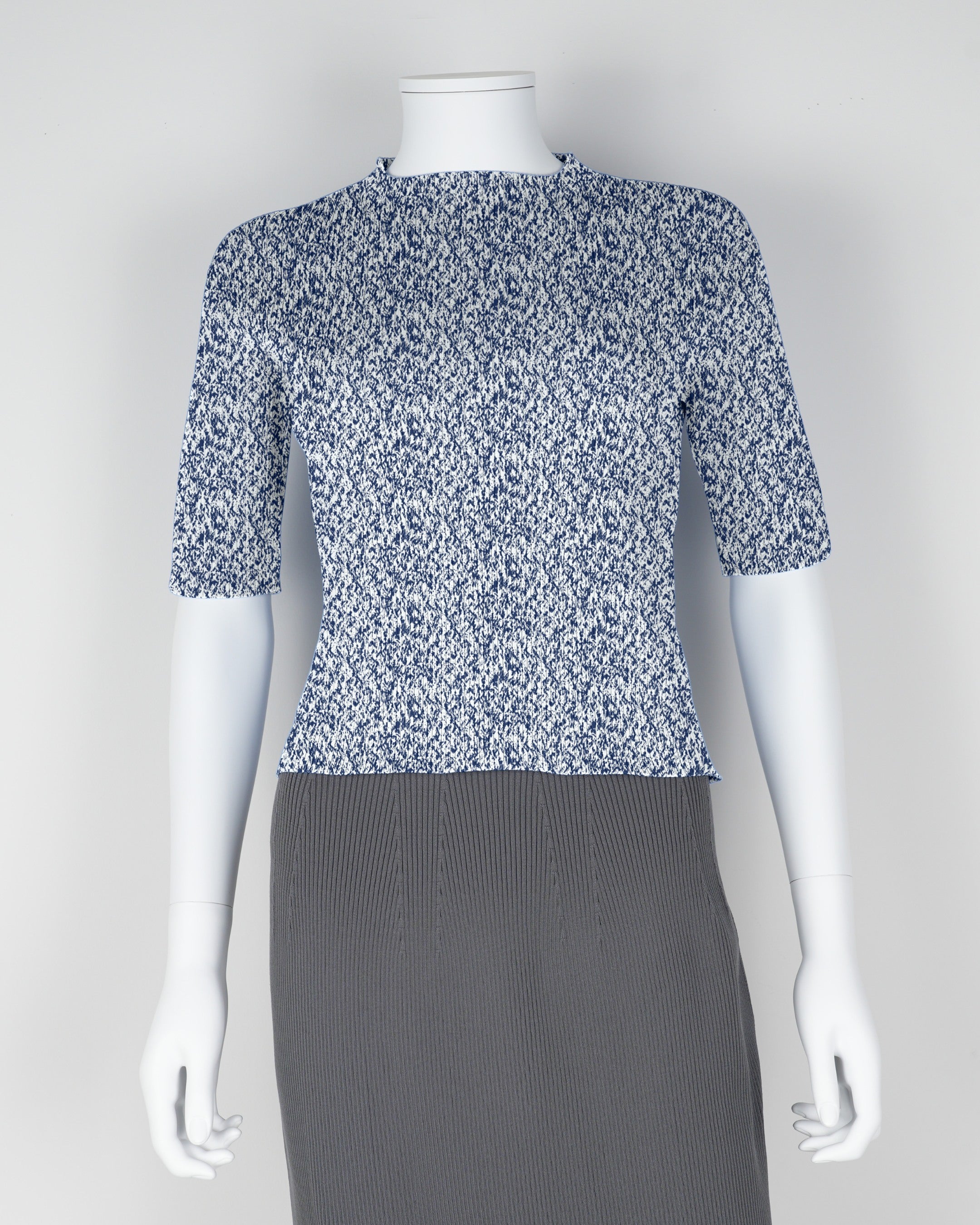 Short-sleeved pullover