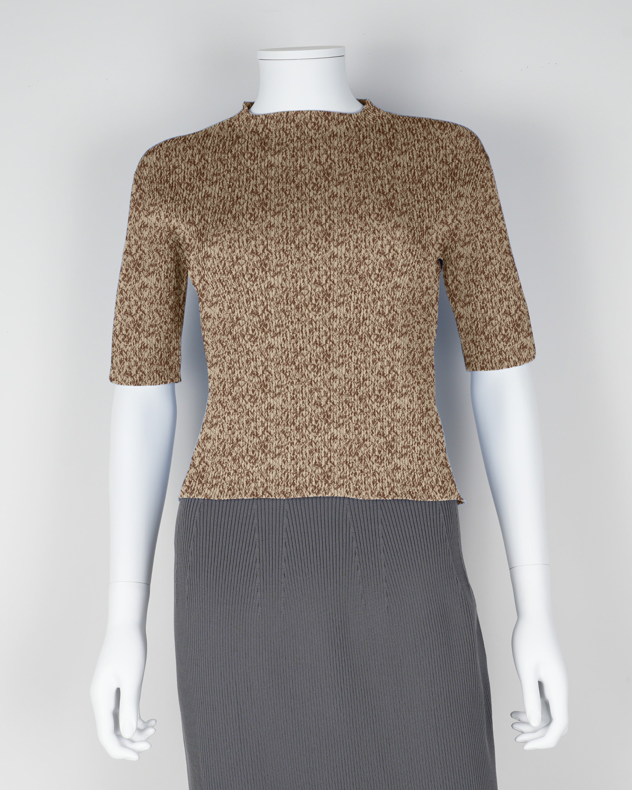 Short-sleeved pullover