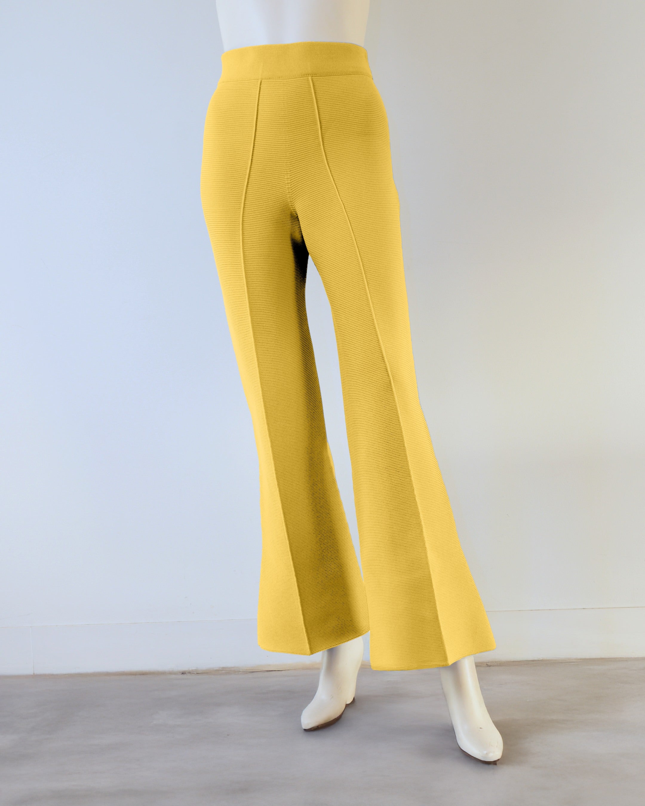 【NEW】フレアパンツ