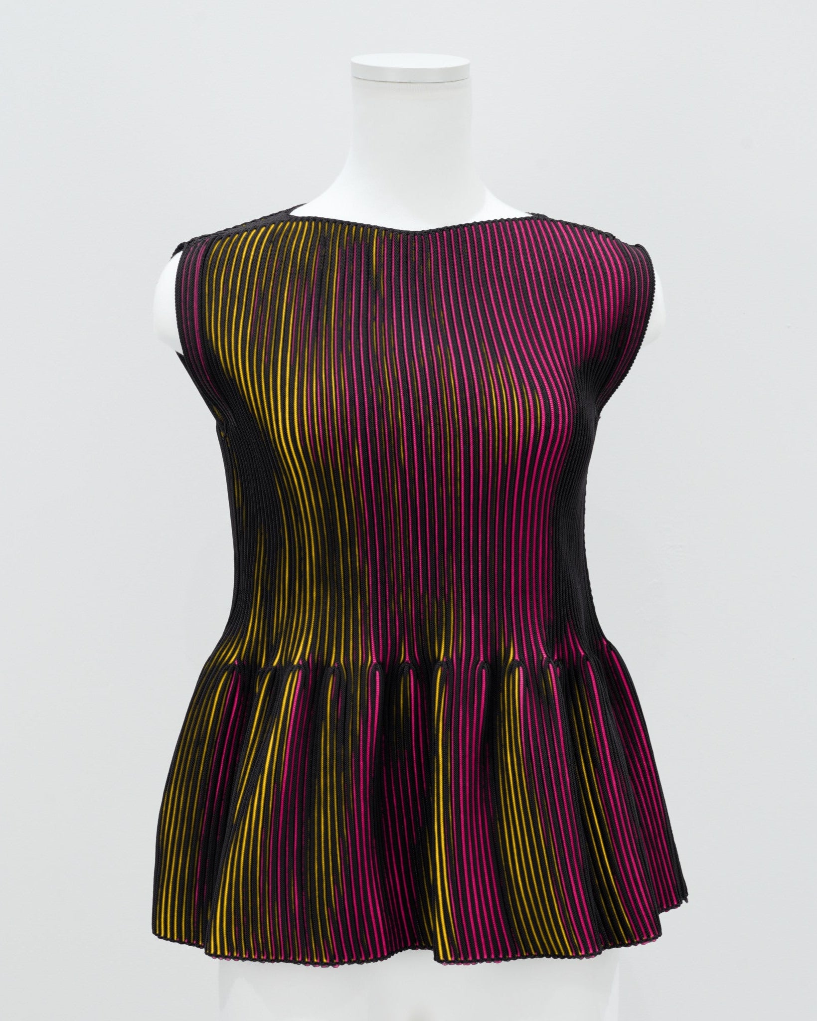 3D Pleats Nosleeve-peplum【Order】