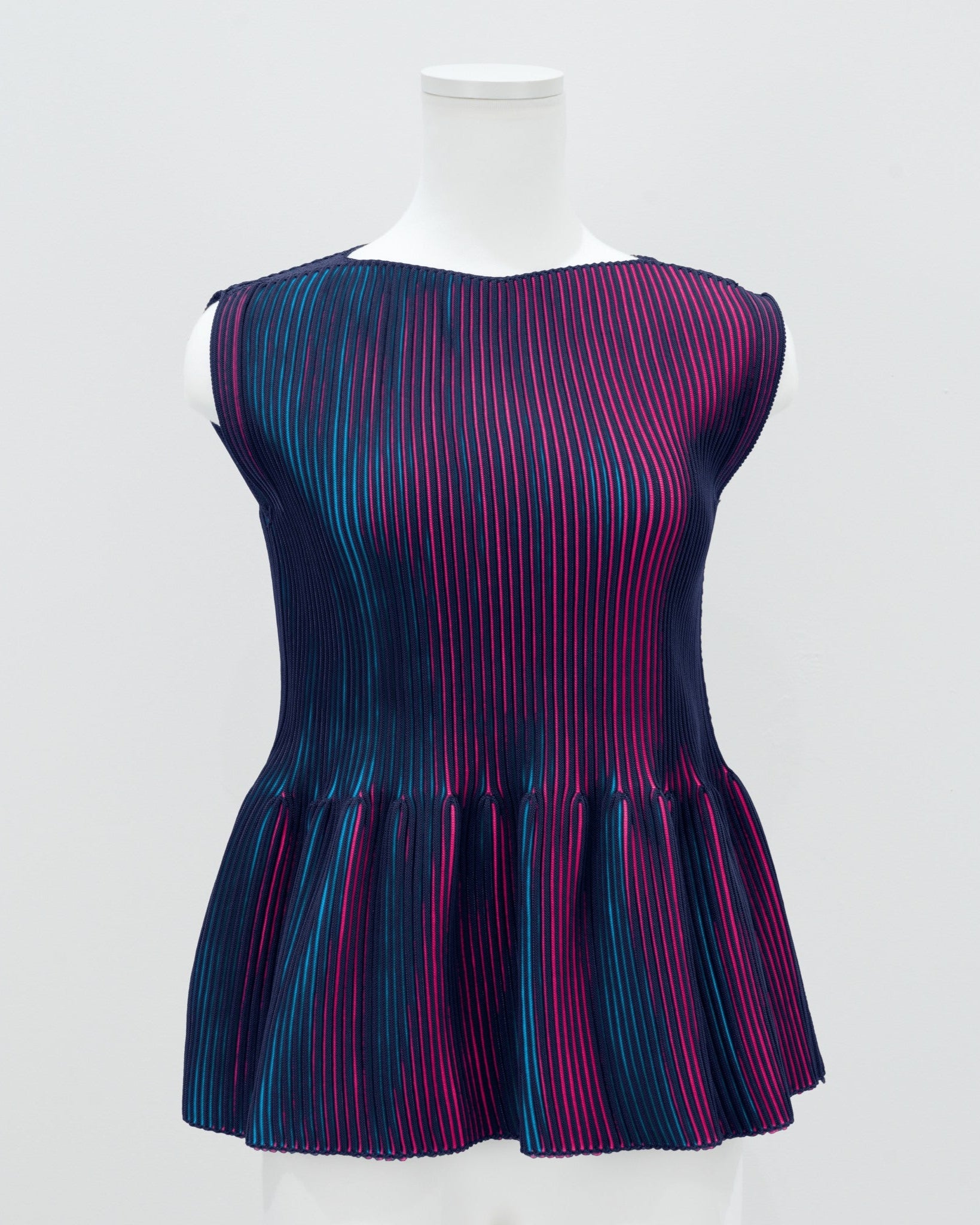 3D Pleats Nosleeve-peplum【Order】