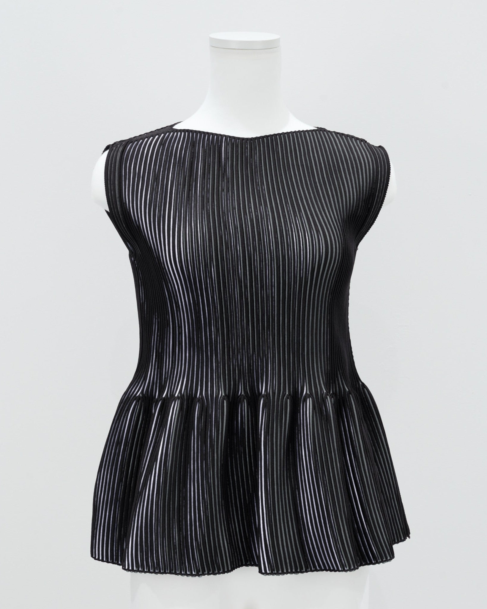3D Pleats Nosleeve-peplum【Order】