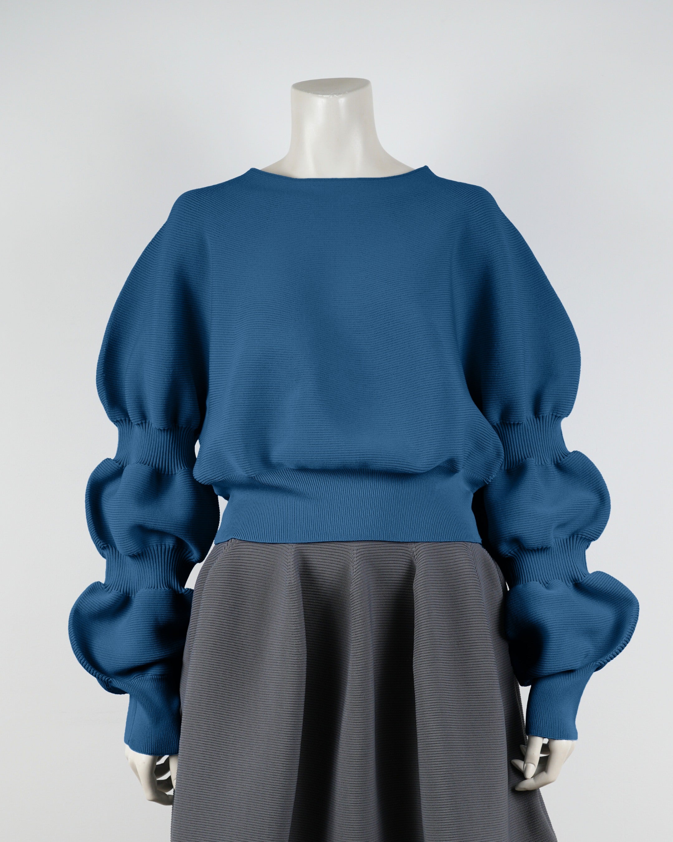 デザインスリーブプルオーバー