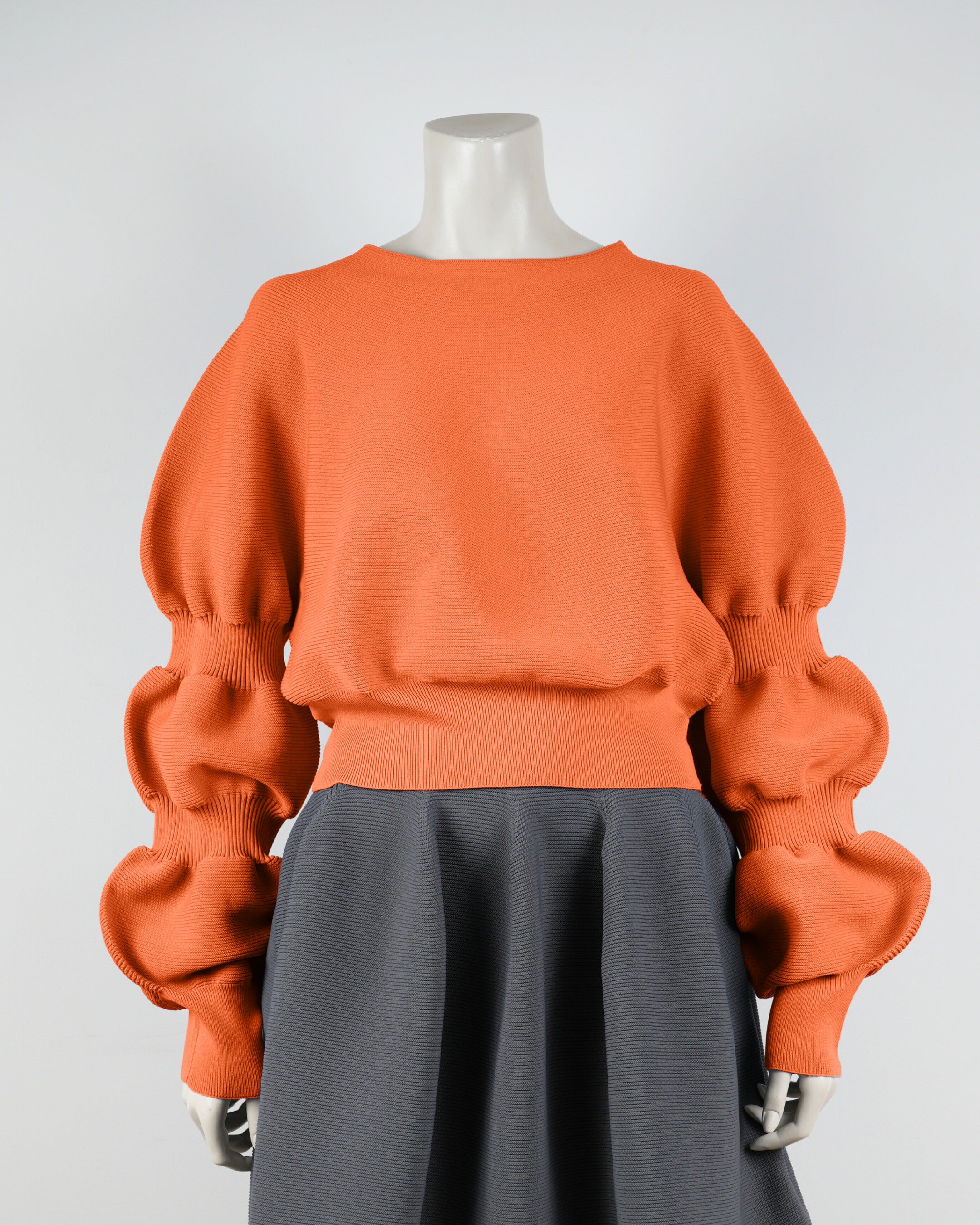 デザインスリーブプルオーバー