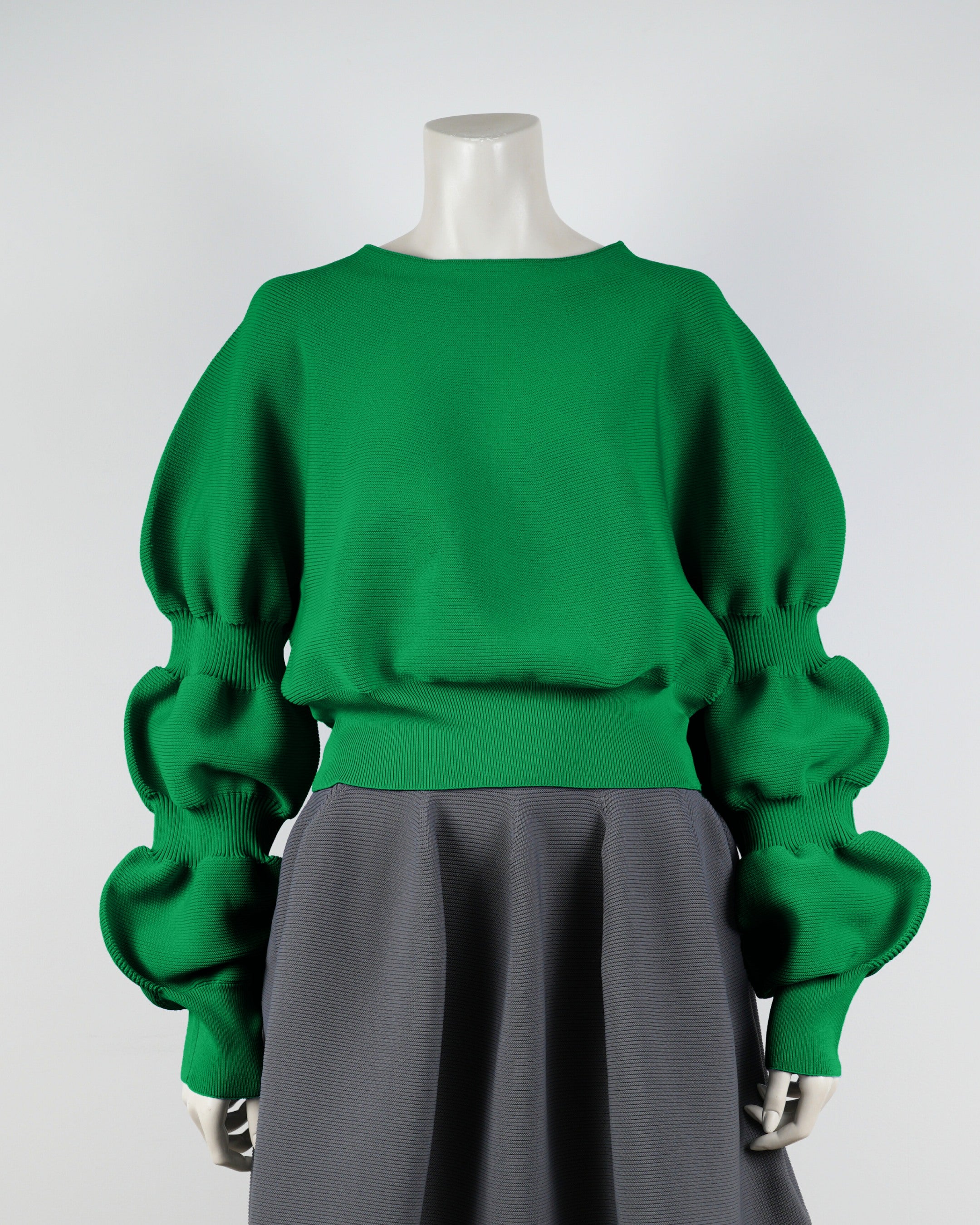 デザインスリーブプルオーバー