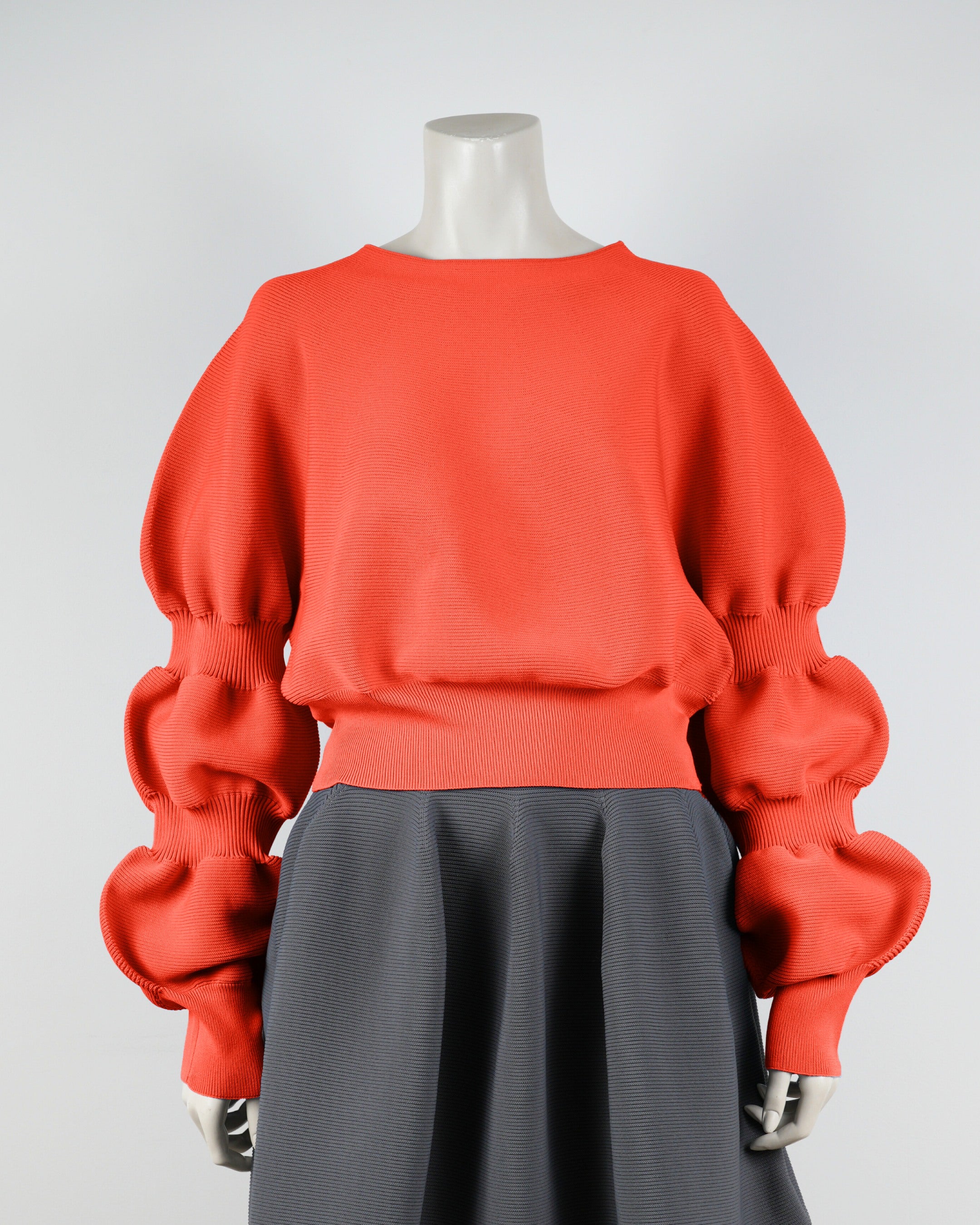 デザインスリーブプルオーバー