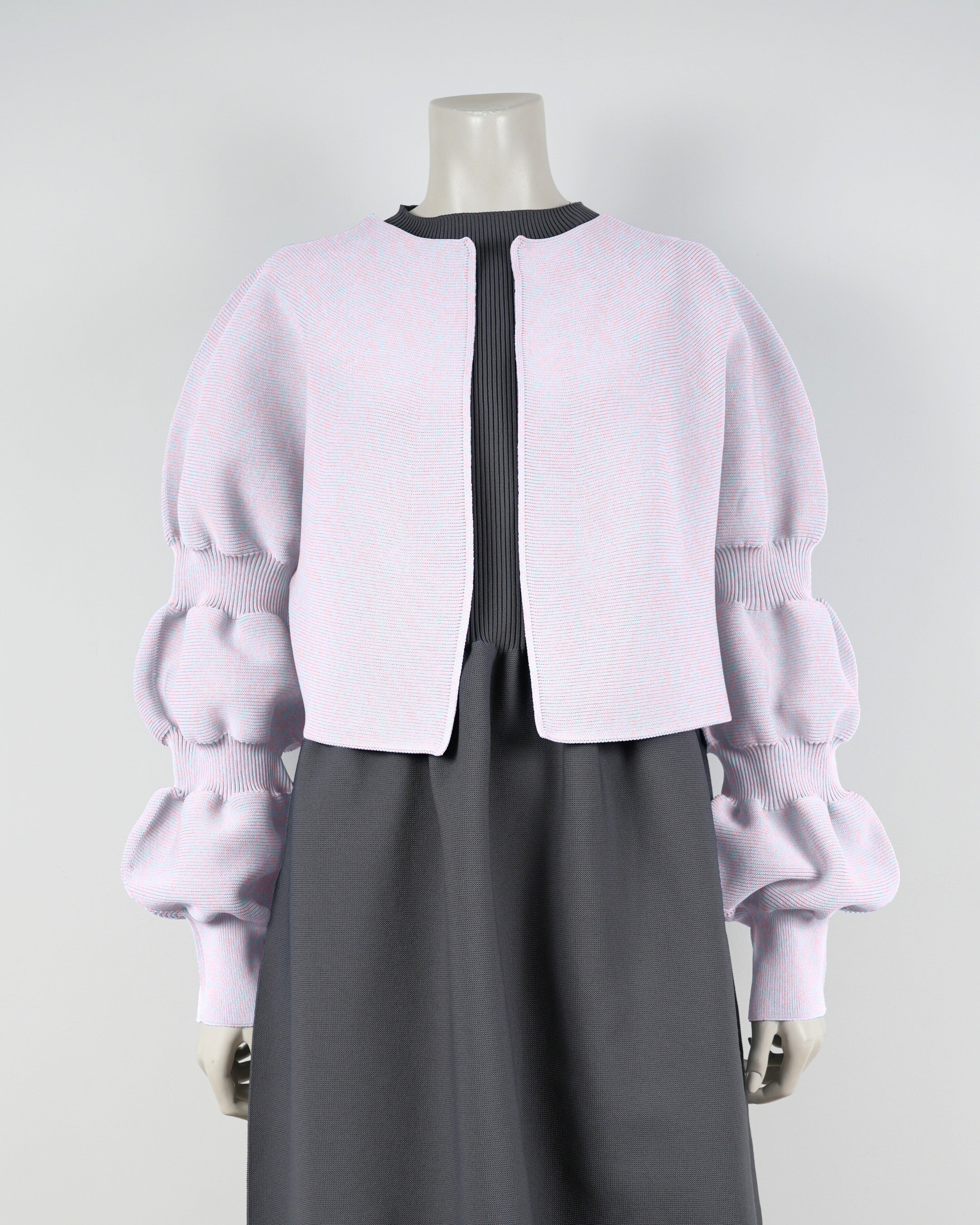 【NEW】デザインスリーブカーディガン