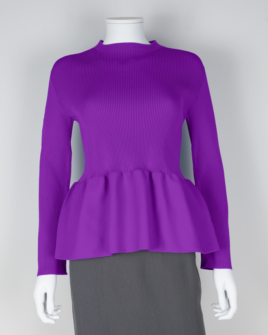 Long-sleeved peplum pullover