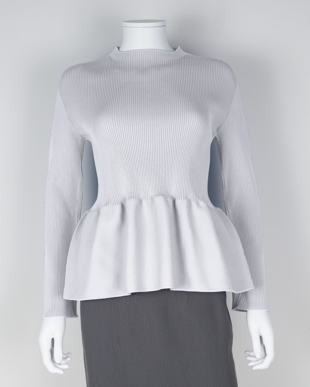 Long-sleeved peplum pullover