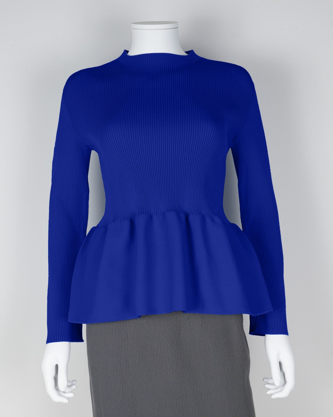 Long-sleeved peplum pullover