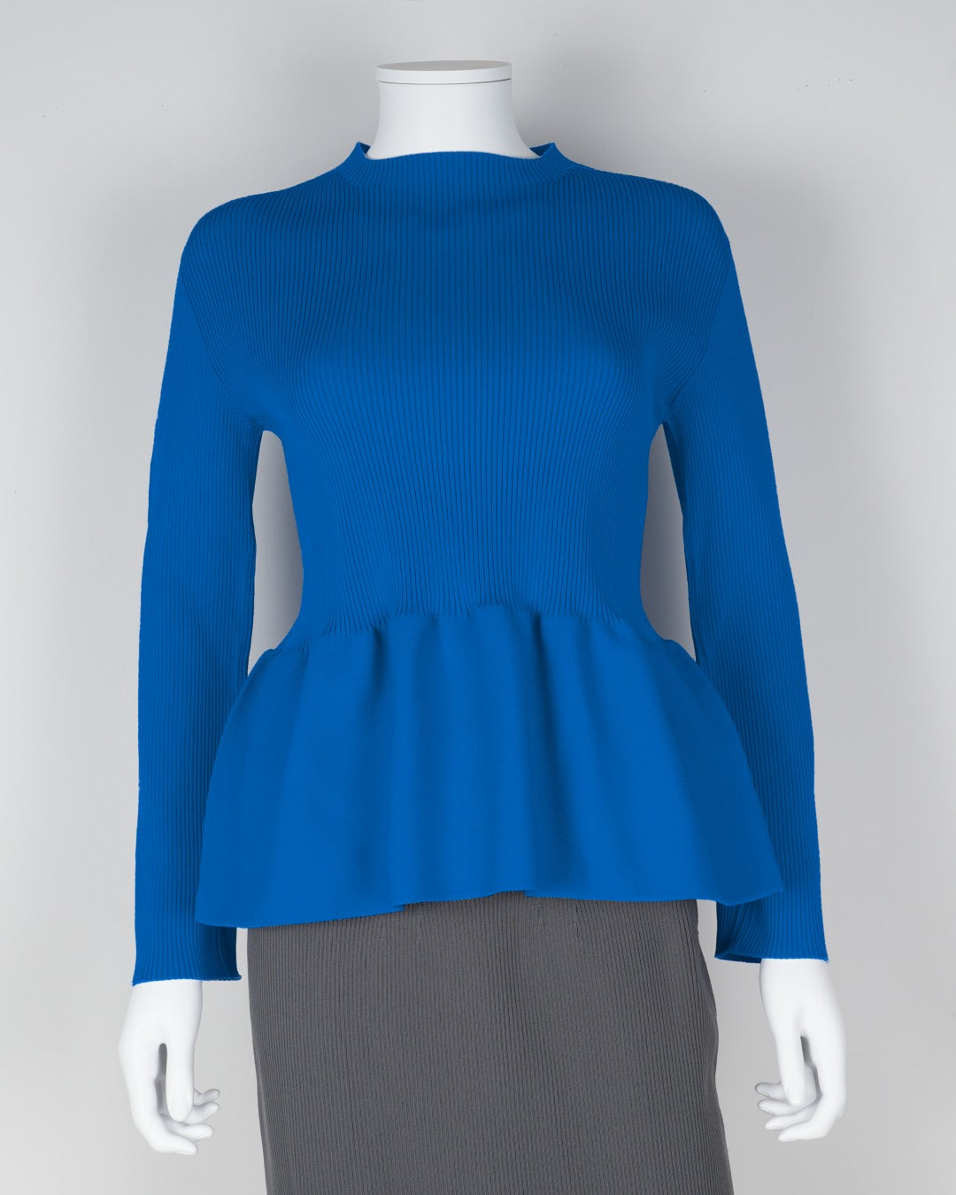 Long-sleeved peplum pullover