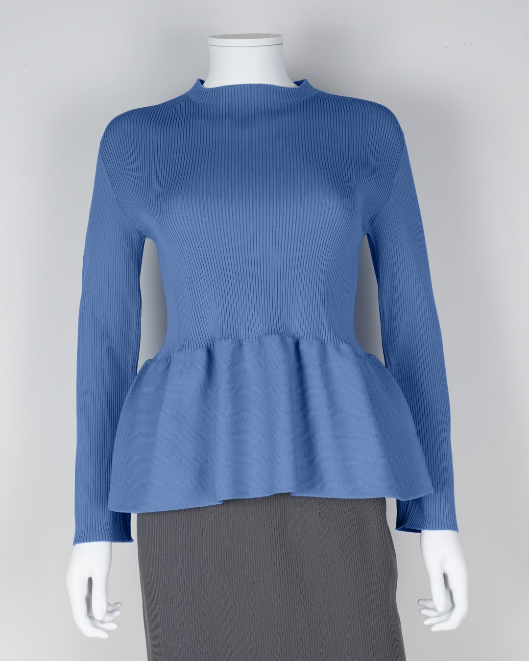 Long-sleeved peplum pullover