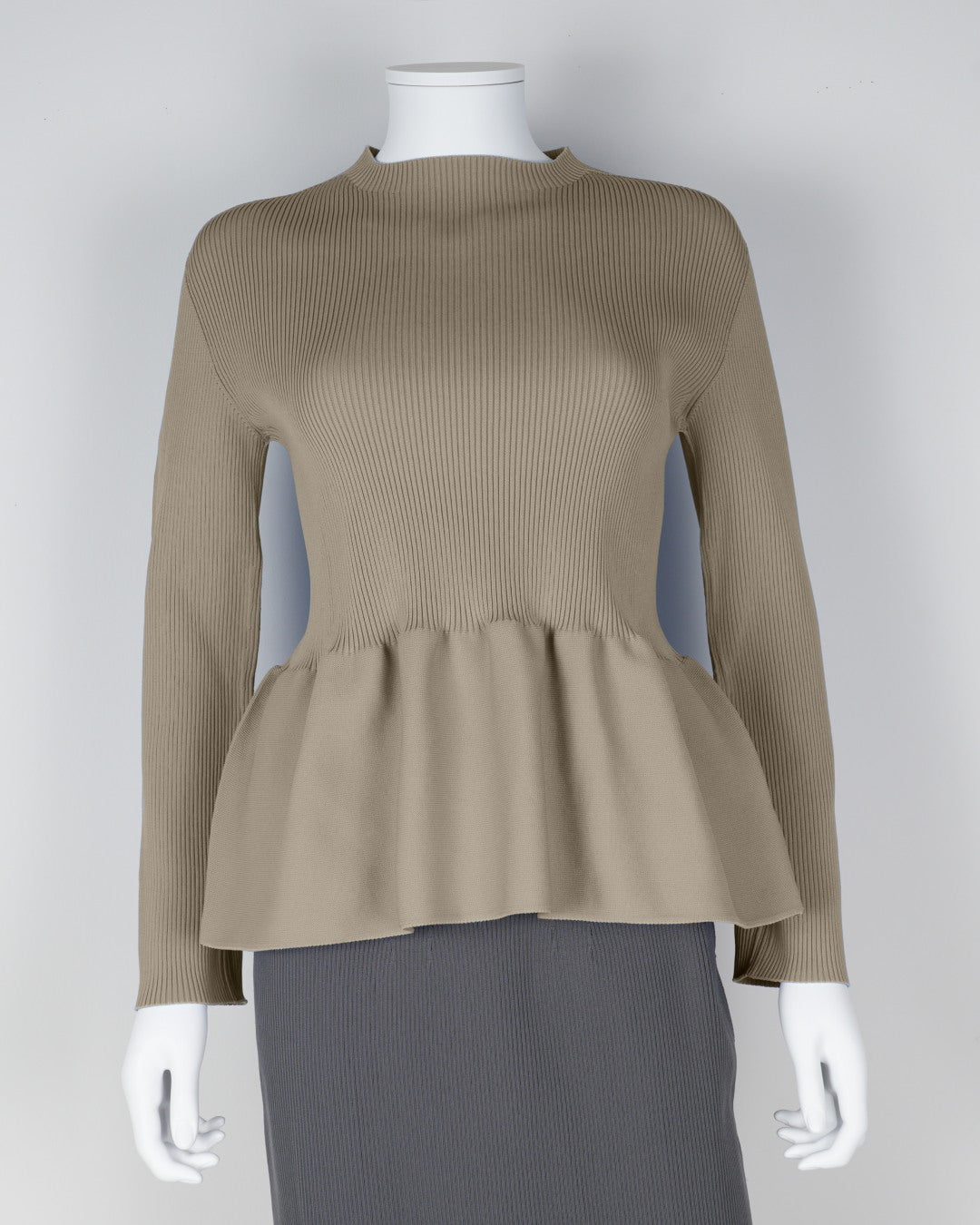 Long-sleeved peplum pullover