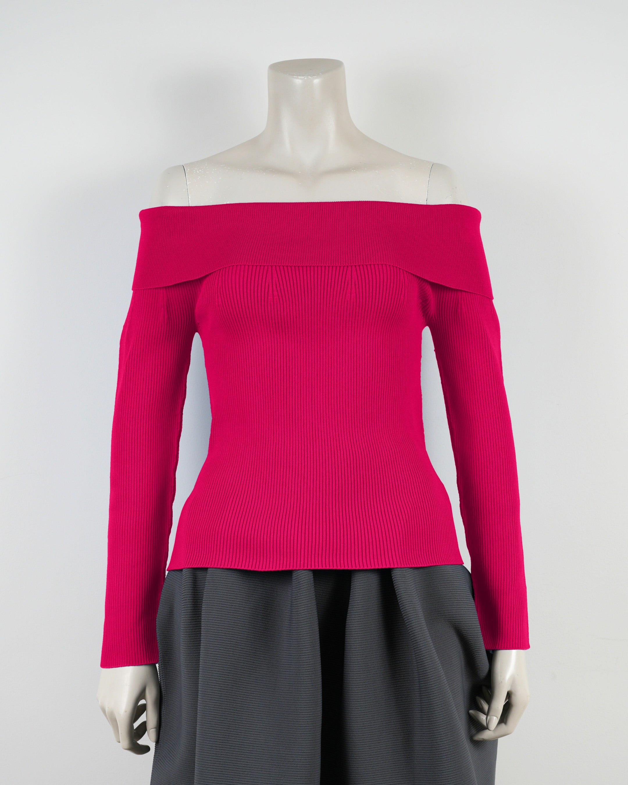 長袖オフショルダー