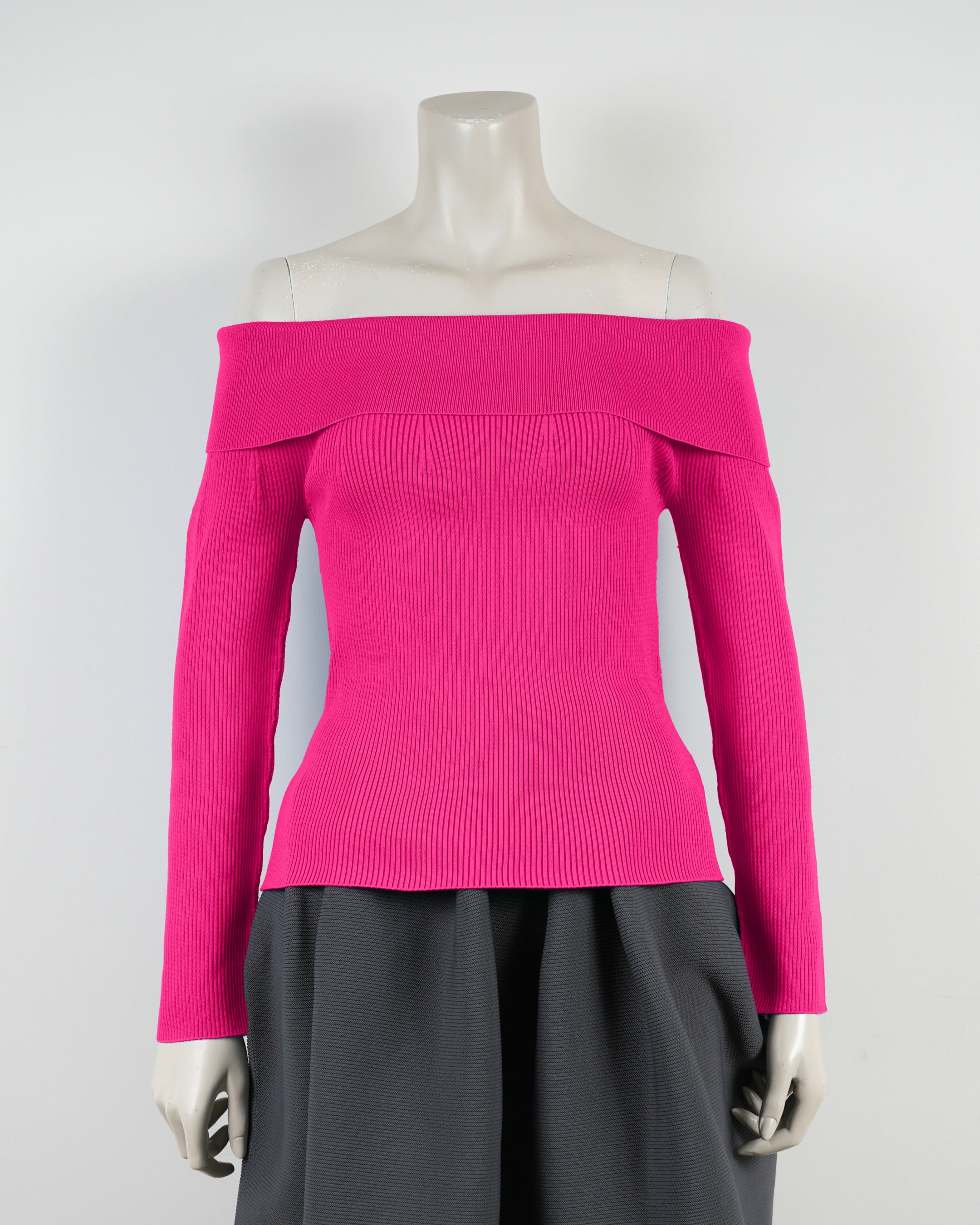 長袖オフショルダー