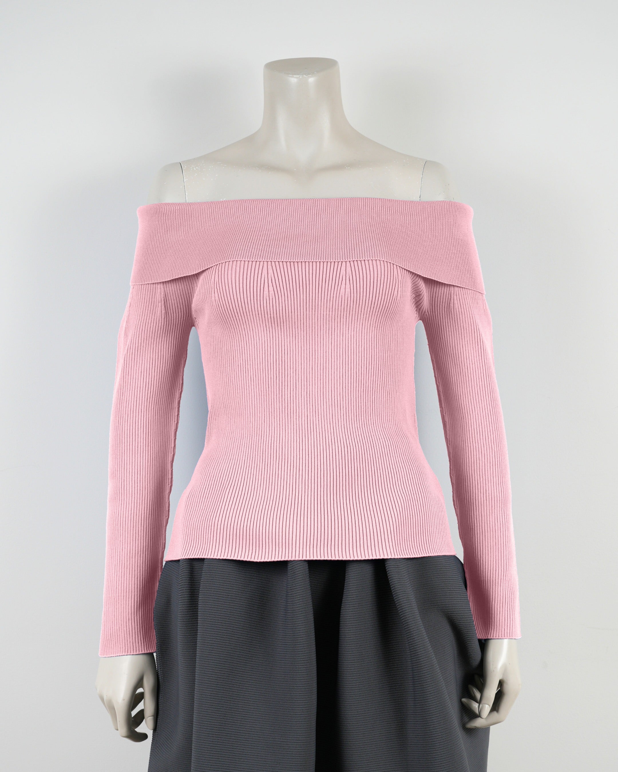 Long sleeve off-the-shoulder