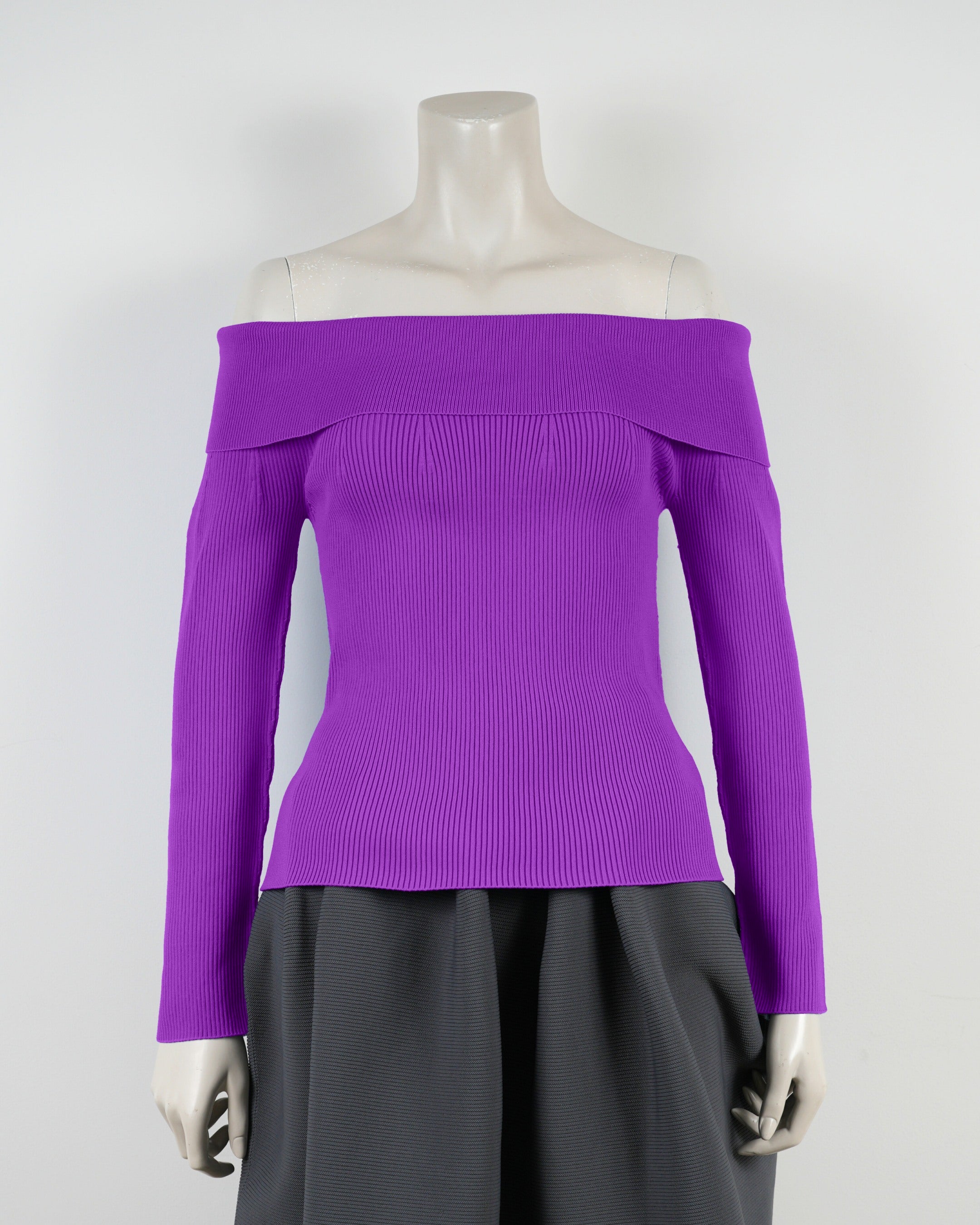 長袖オフショルダー