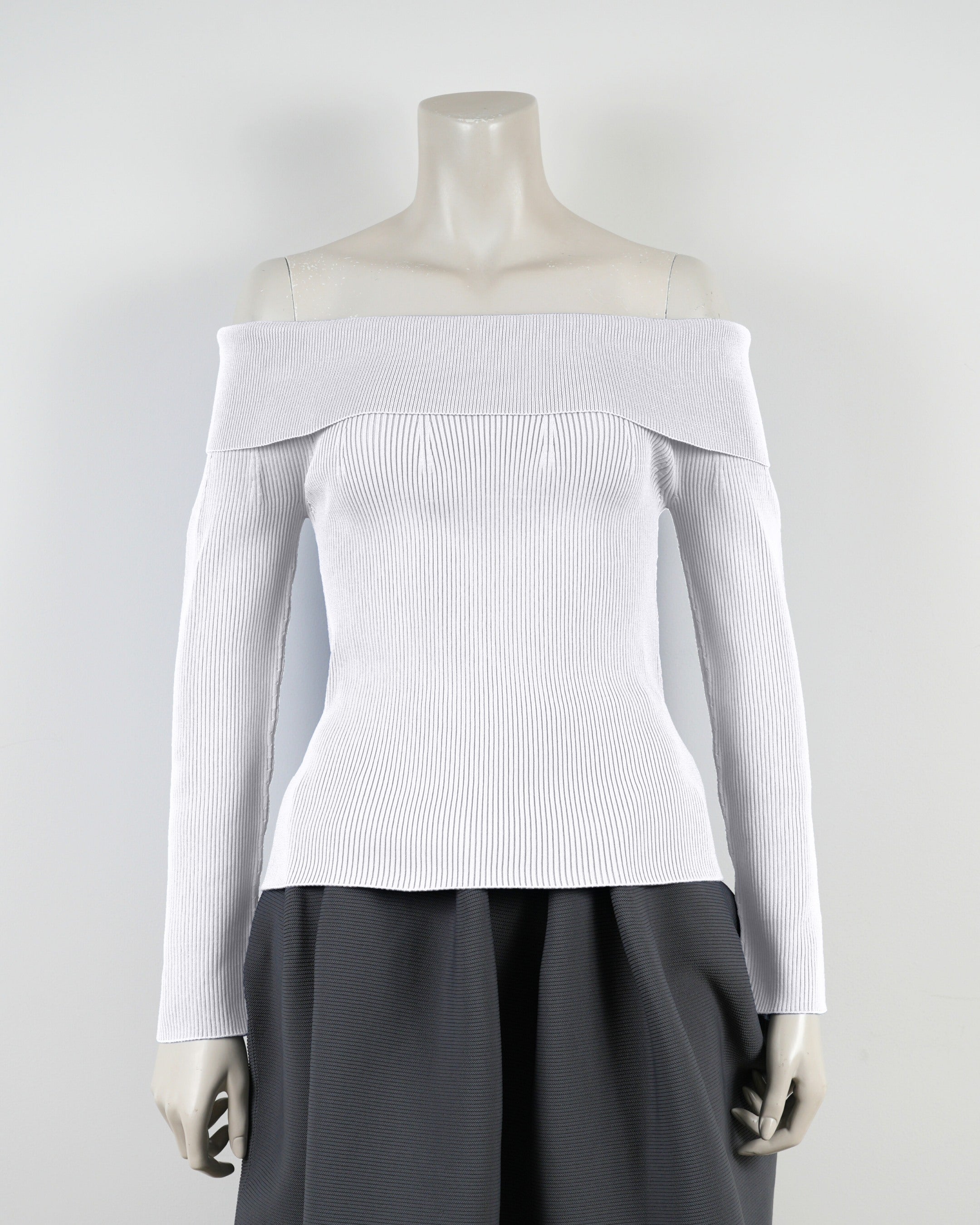 長袖オフショルダー