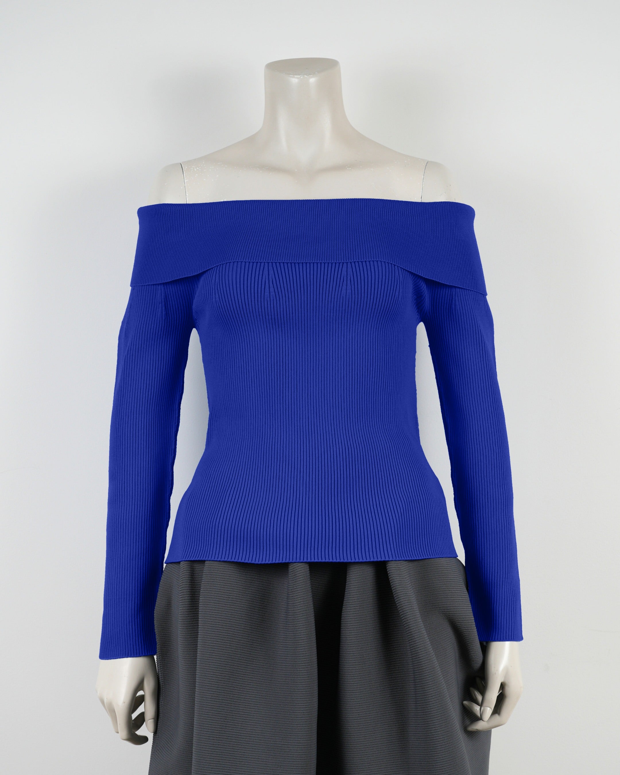 長袖オフショルダー