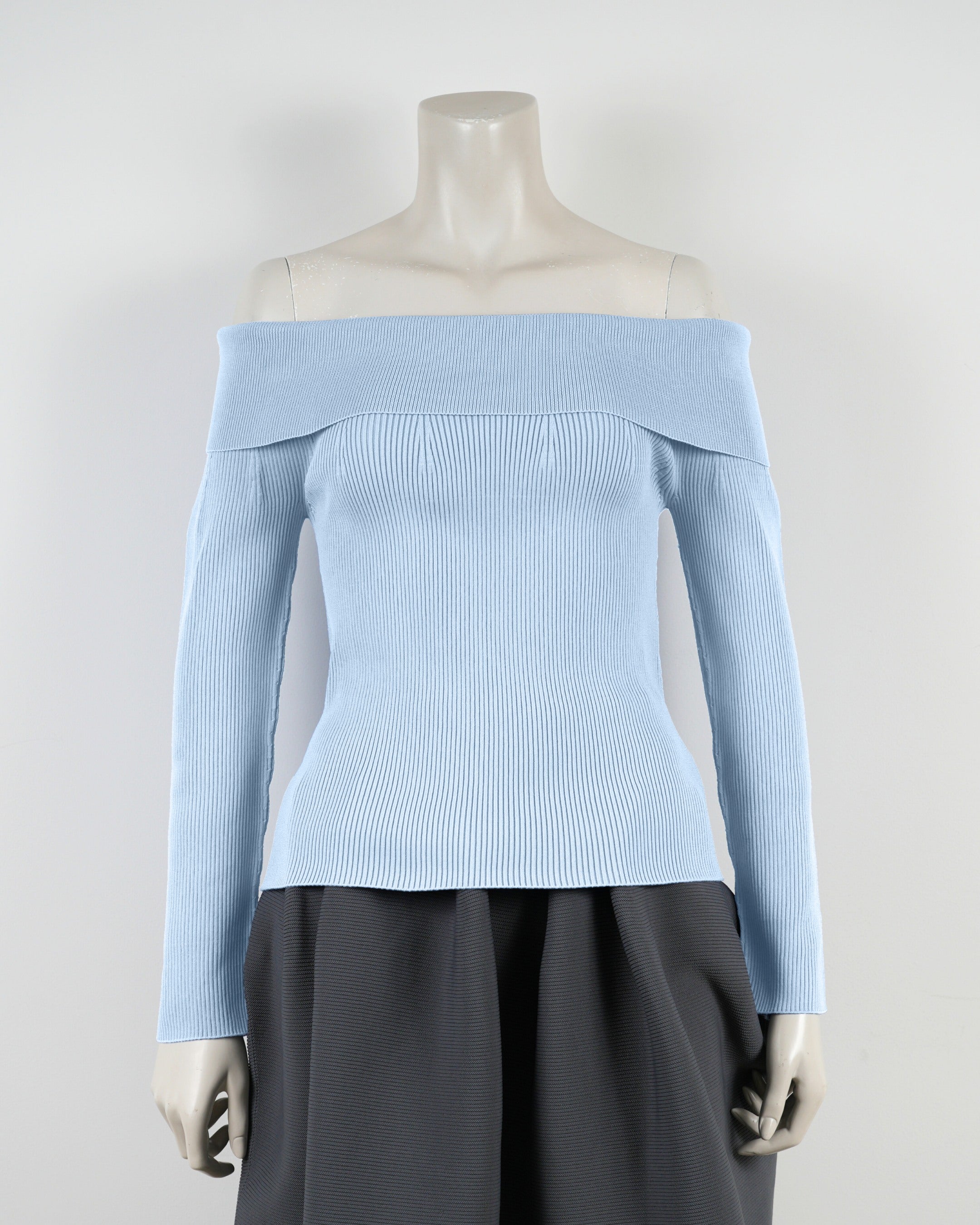 長袖オフショルダー