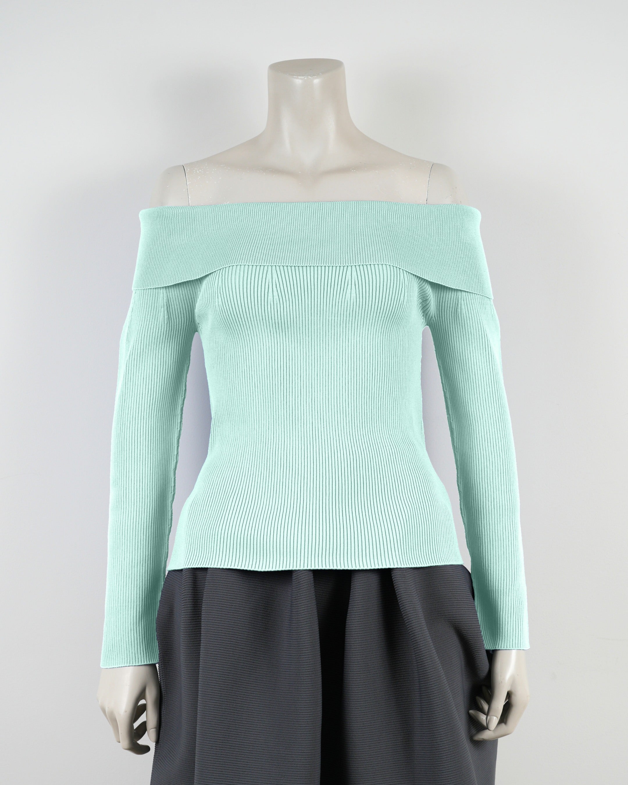 長袖オフショルダー