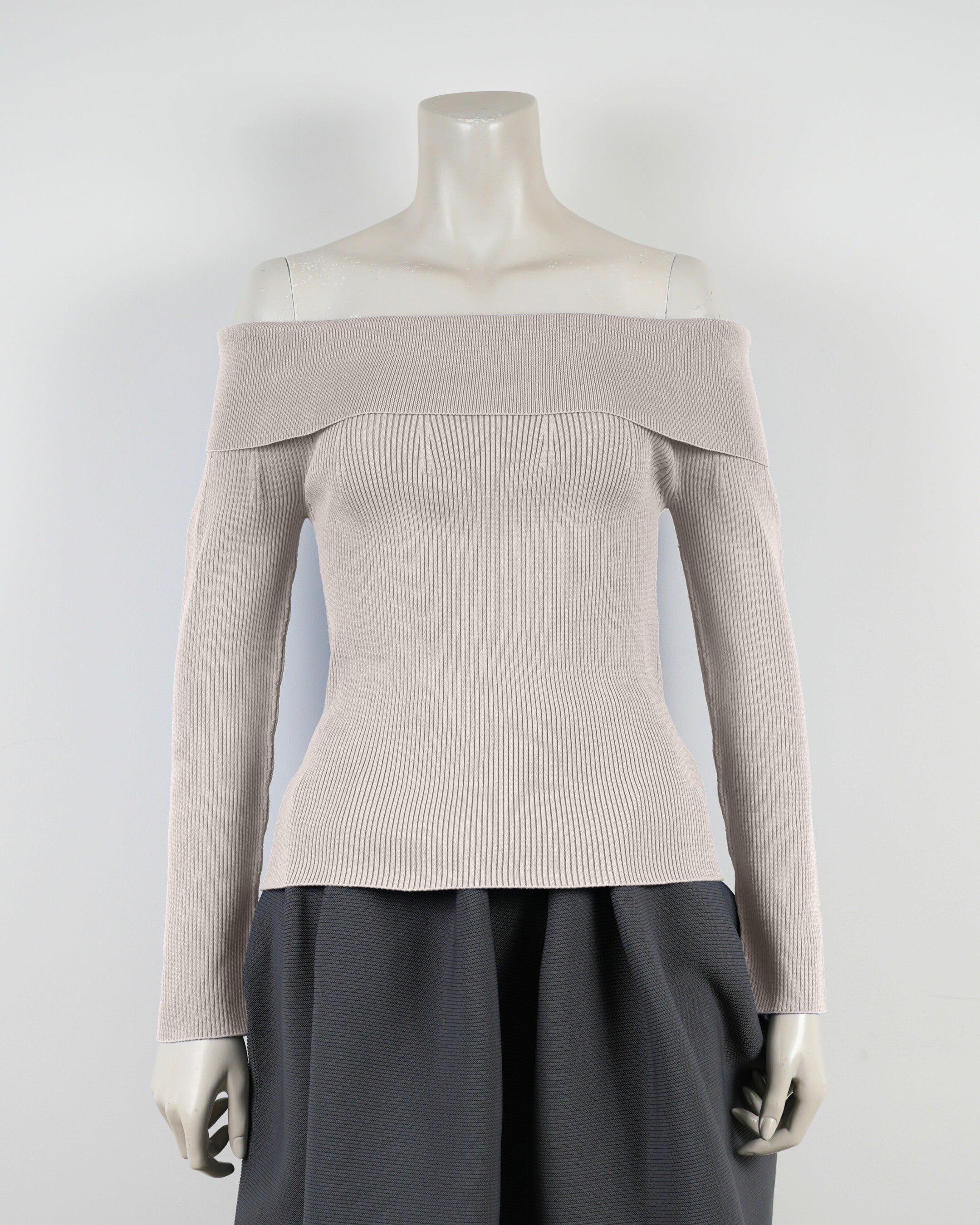 長袖オフショルダー