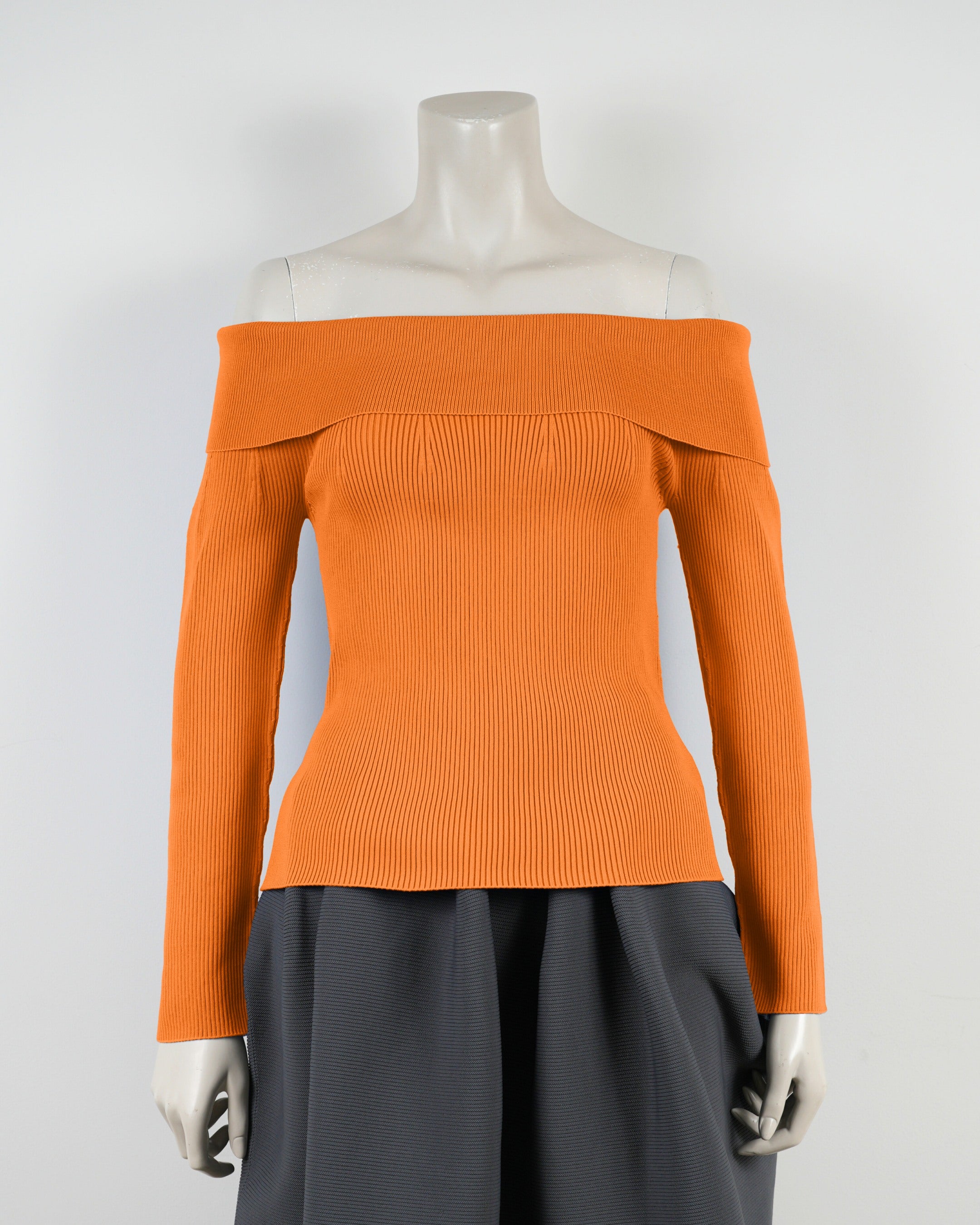 長袖オフショルダー