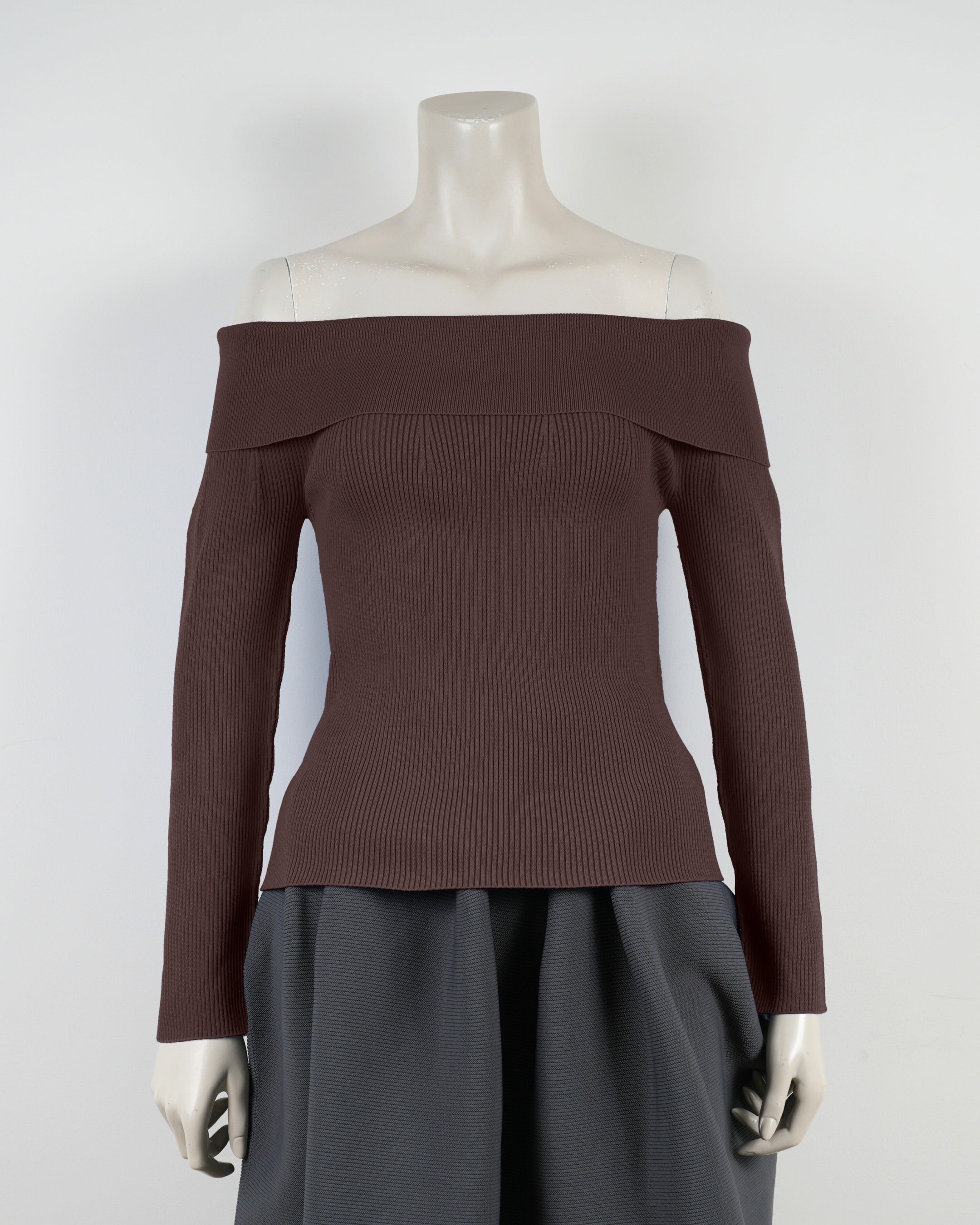 長袖オフショルダー