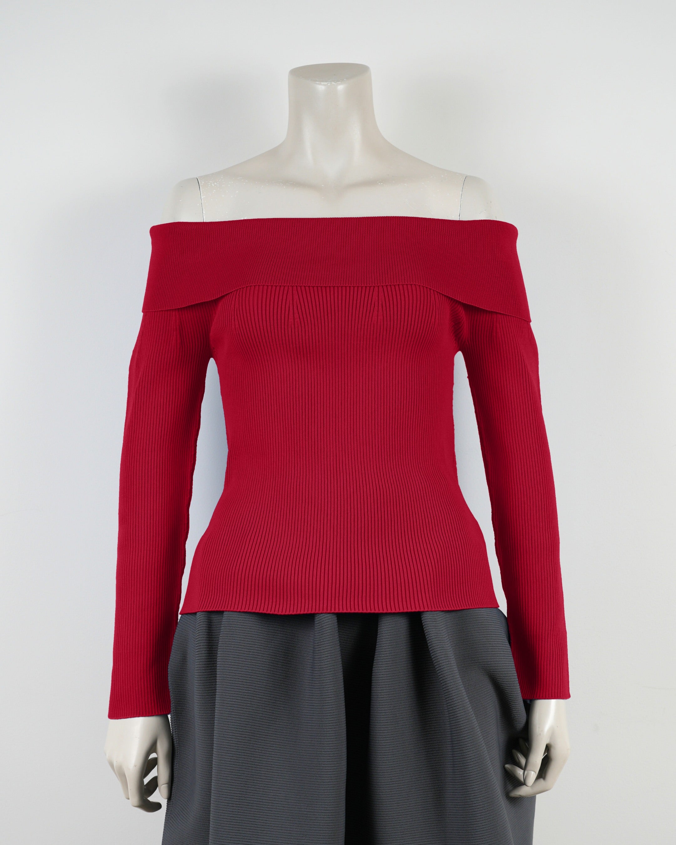 長袖オフショルダー