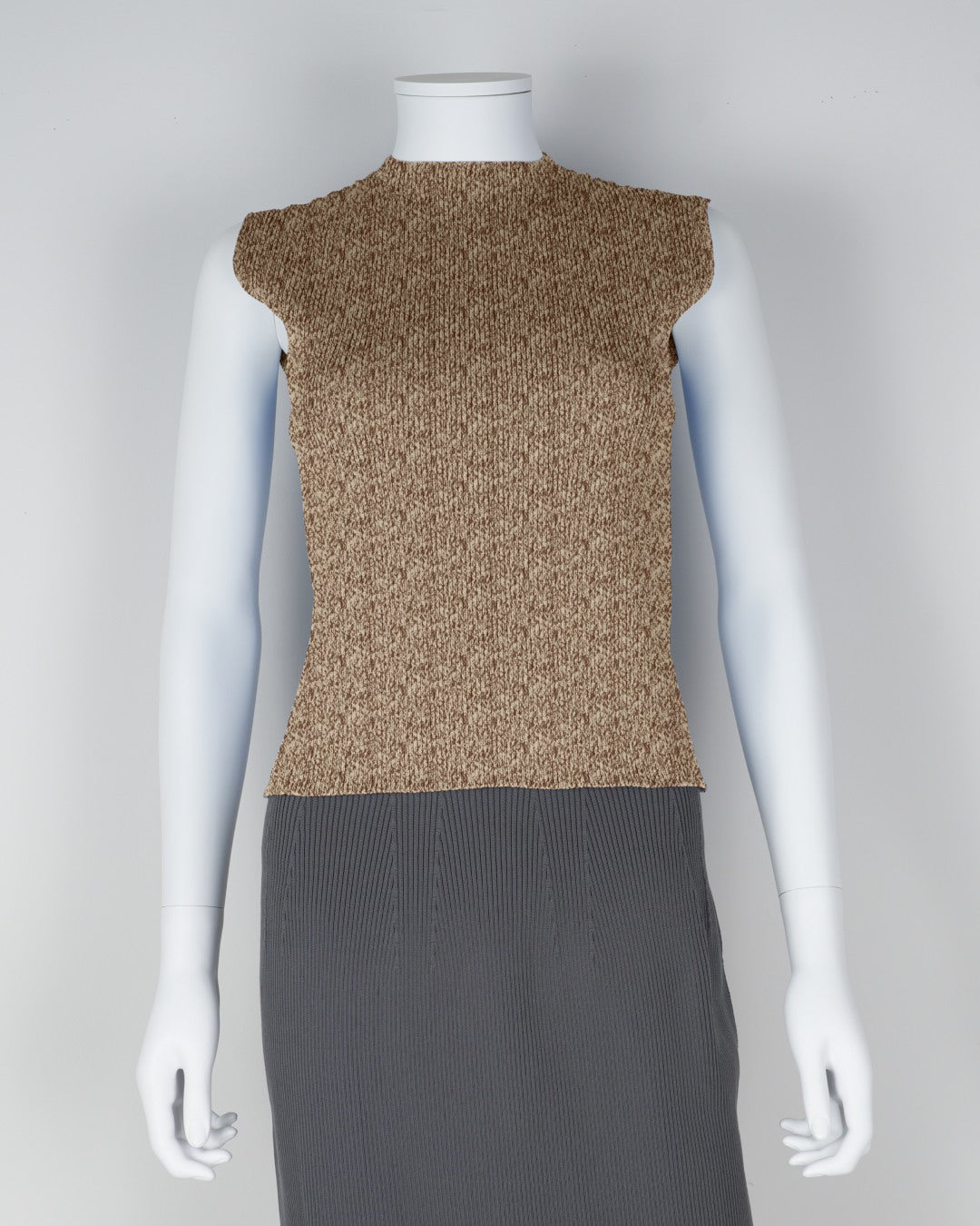 sleeveless pullover