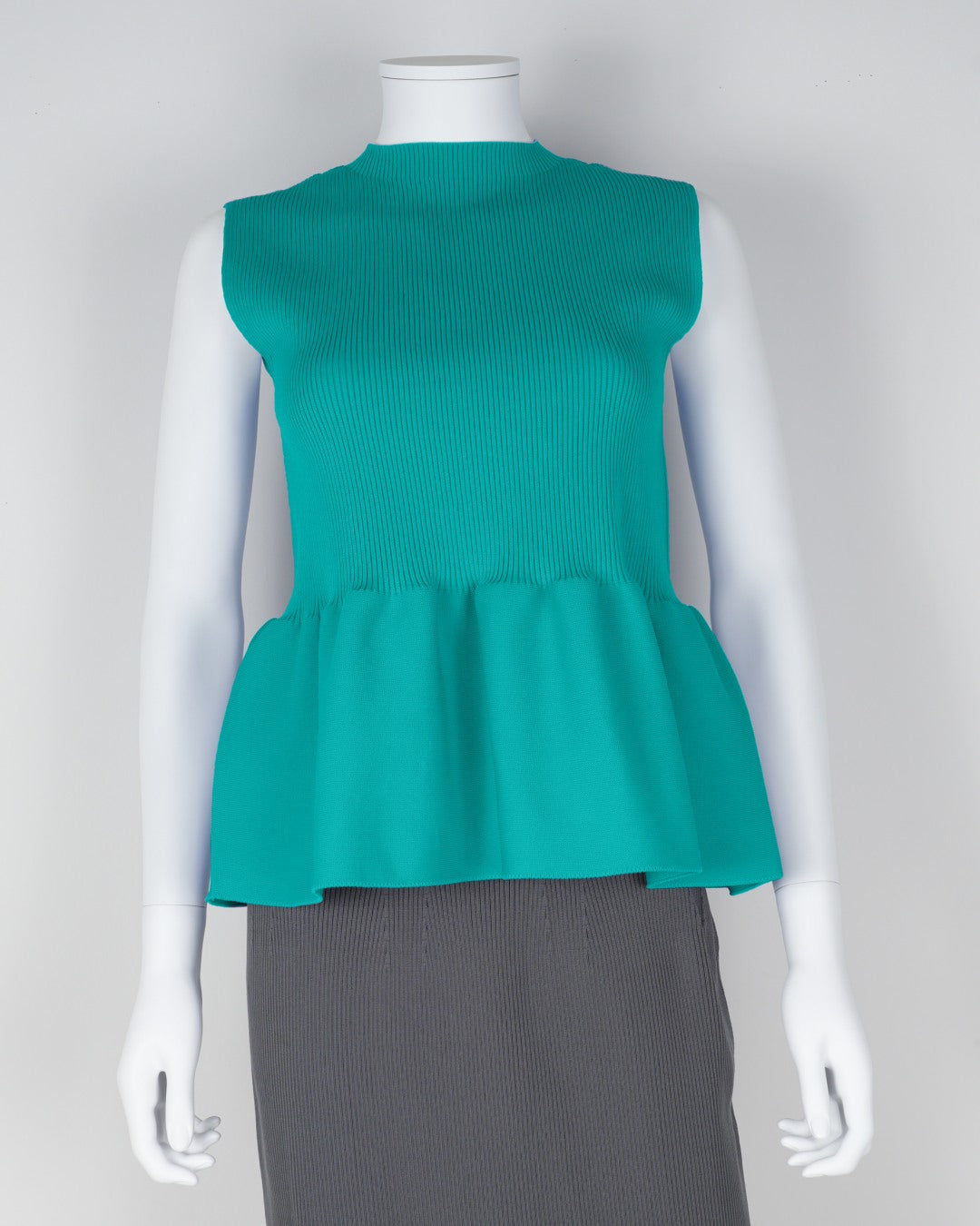 sleeveless peplum pullover