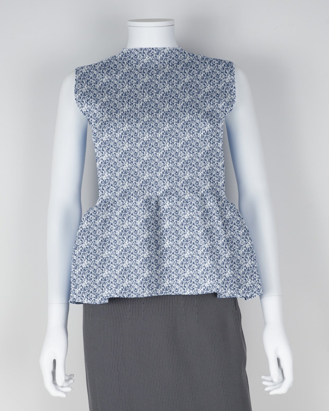 sleeveless peplum pullover