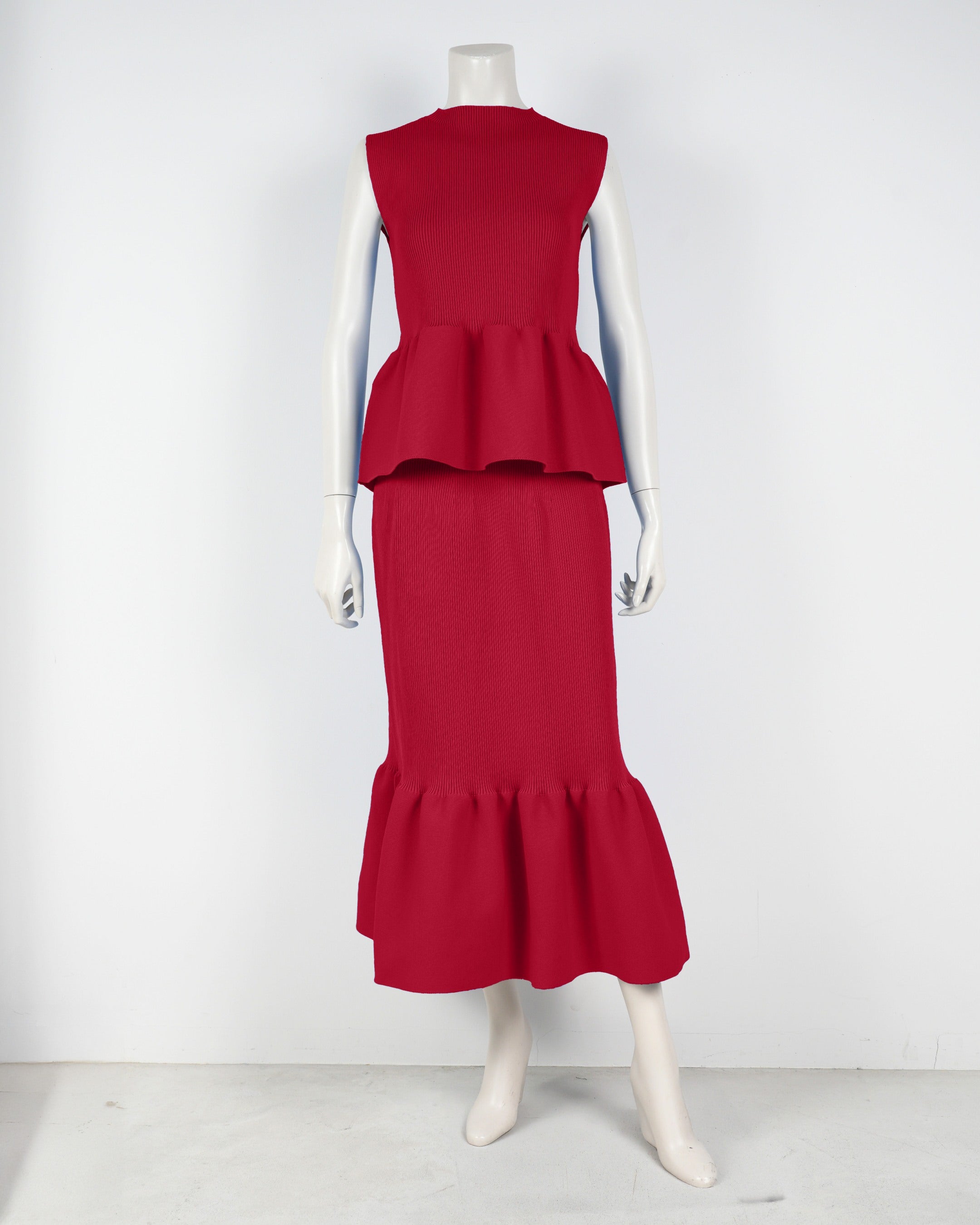 Sleeveless peplum pullover x mermaid skirt