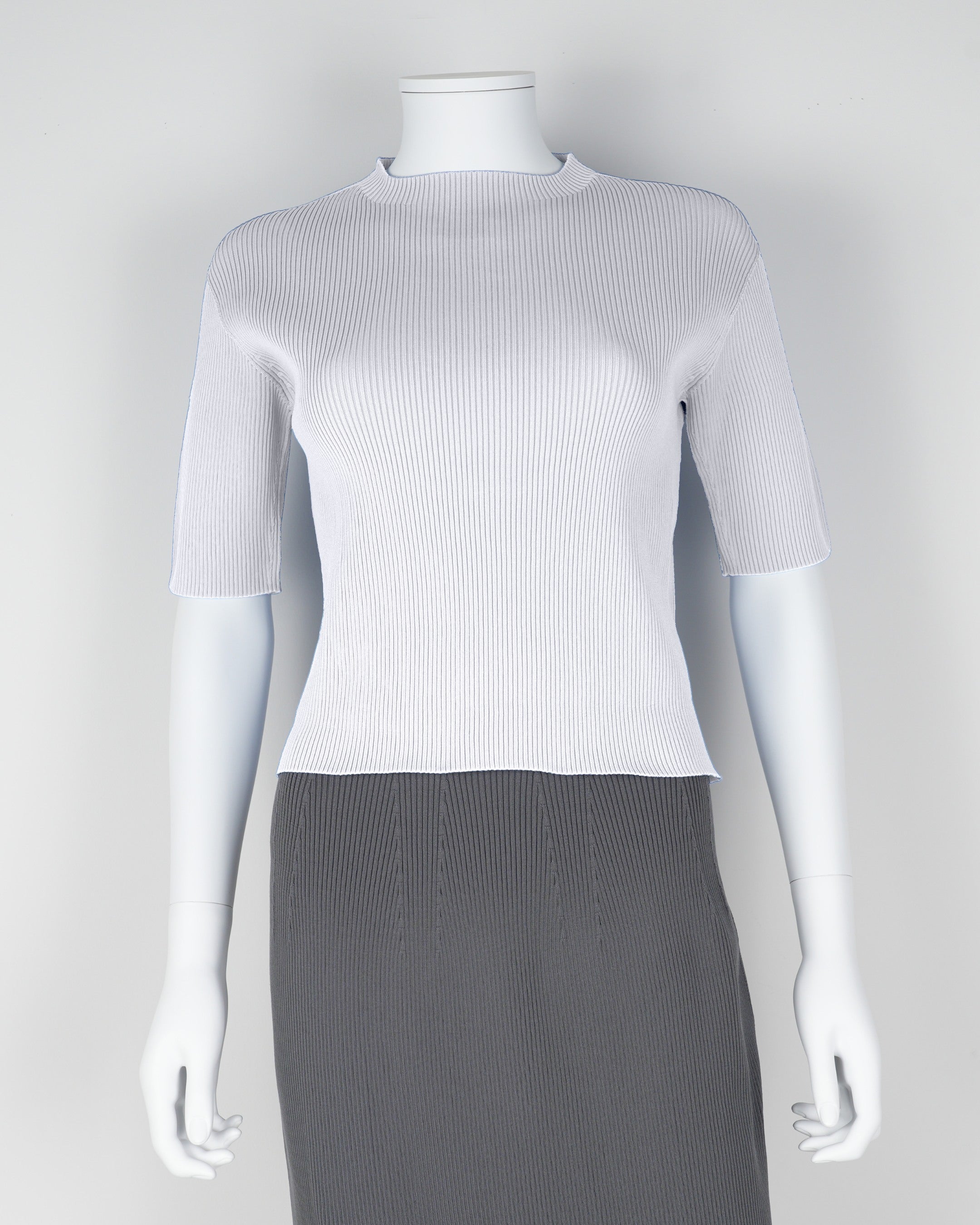 Short-sleeved pullover